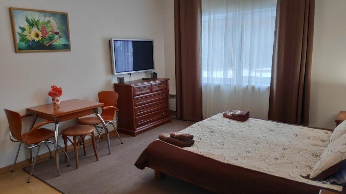 Deluxe Double Room (2 Adults + 1 Child) photo 1
