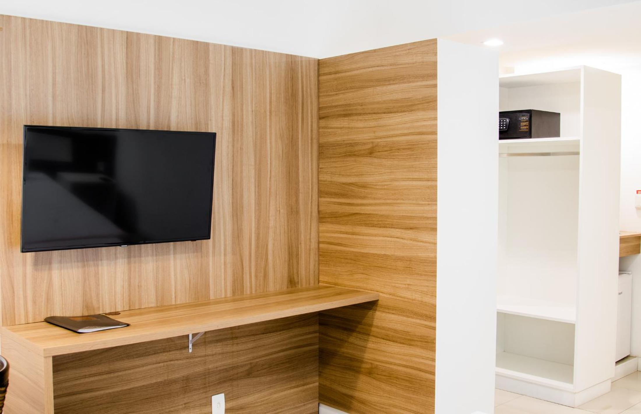 Premium Triple Room - Photo 3