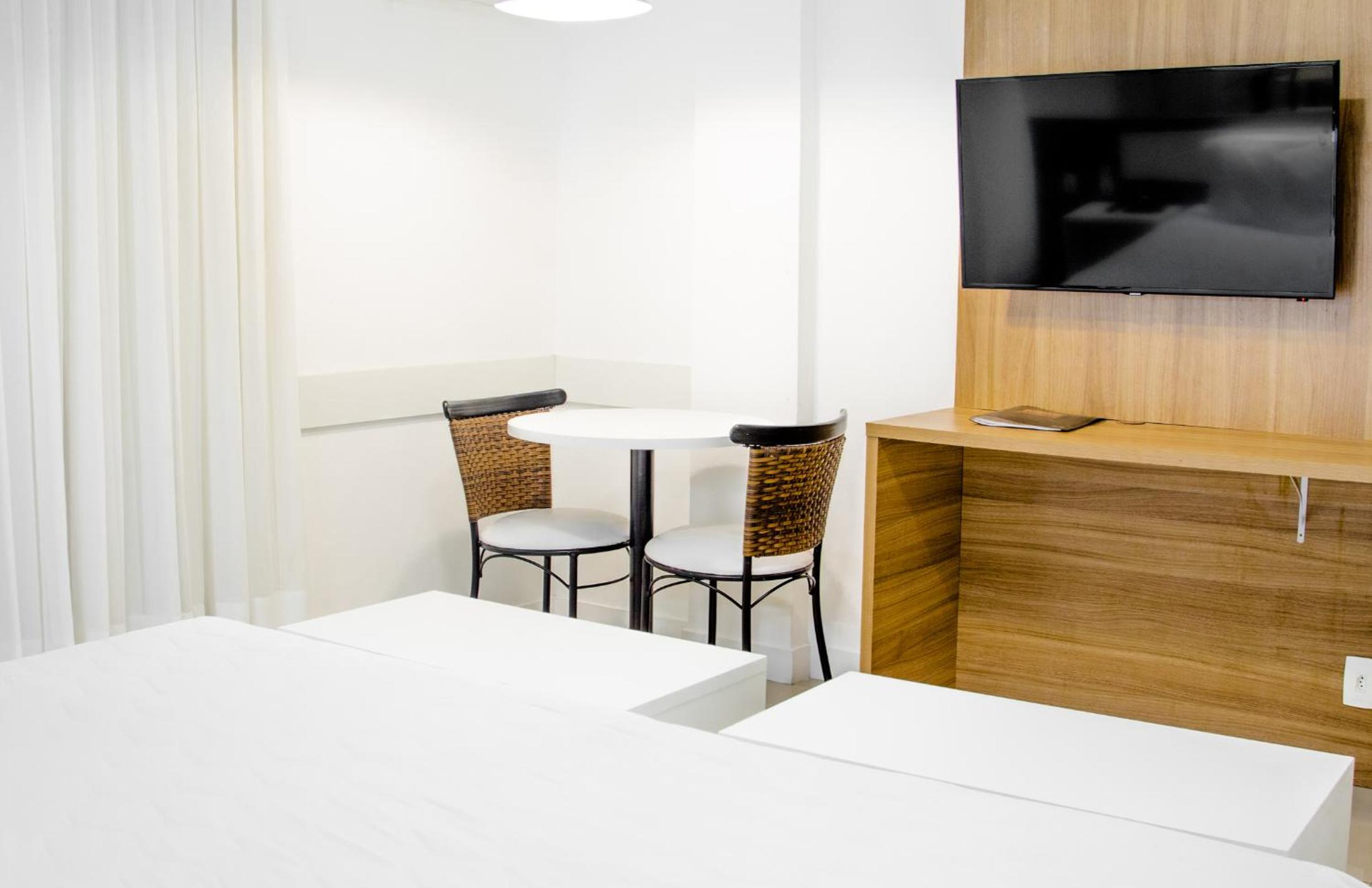 Premium Triple Room - Photo 1