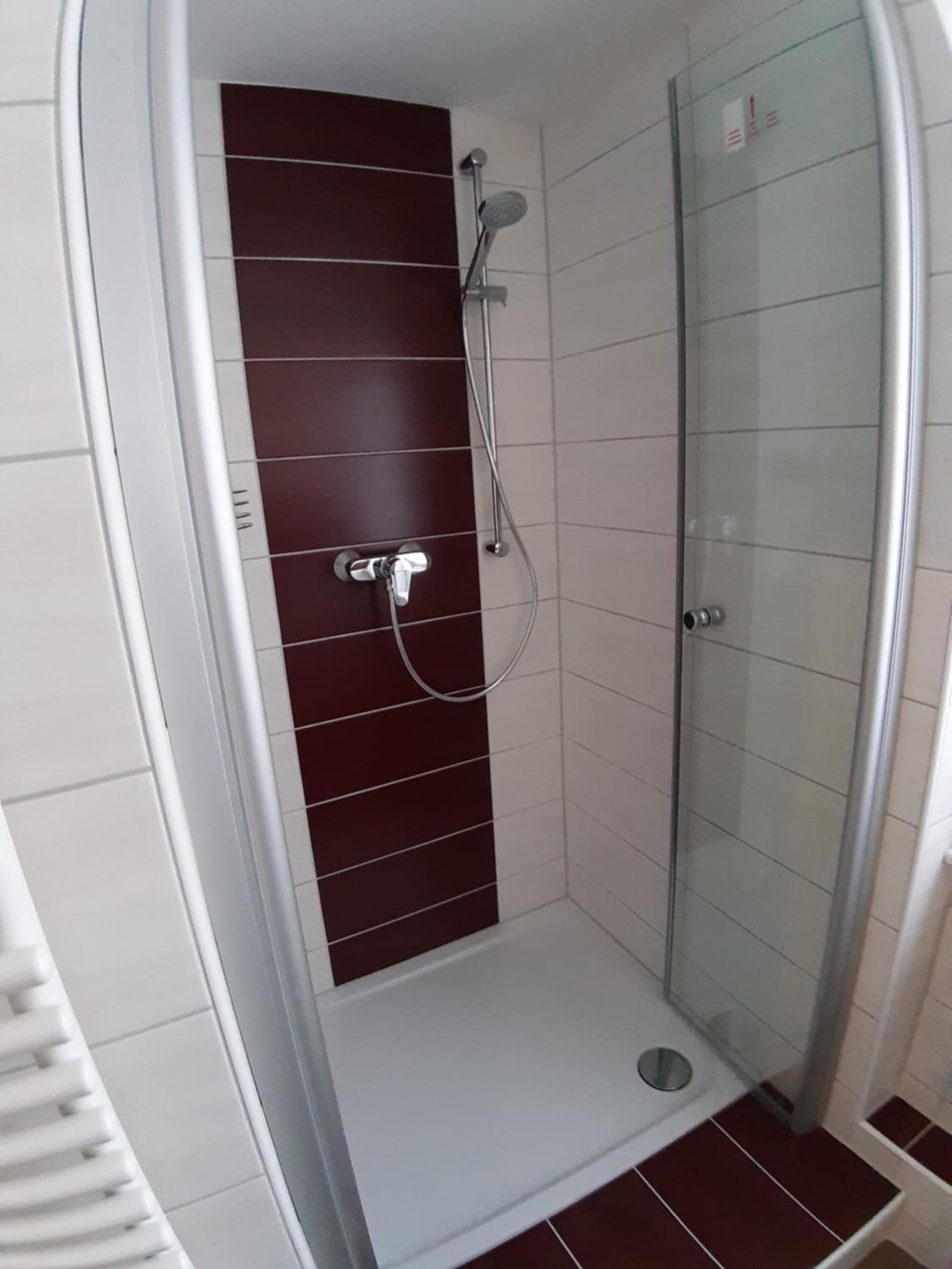 Twin Room with Shower photo 2