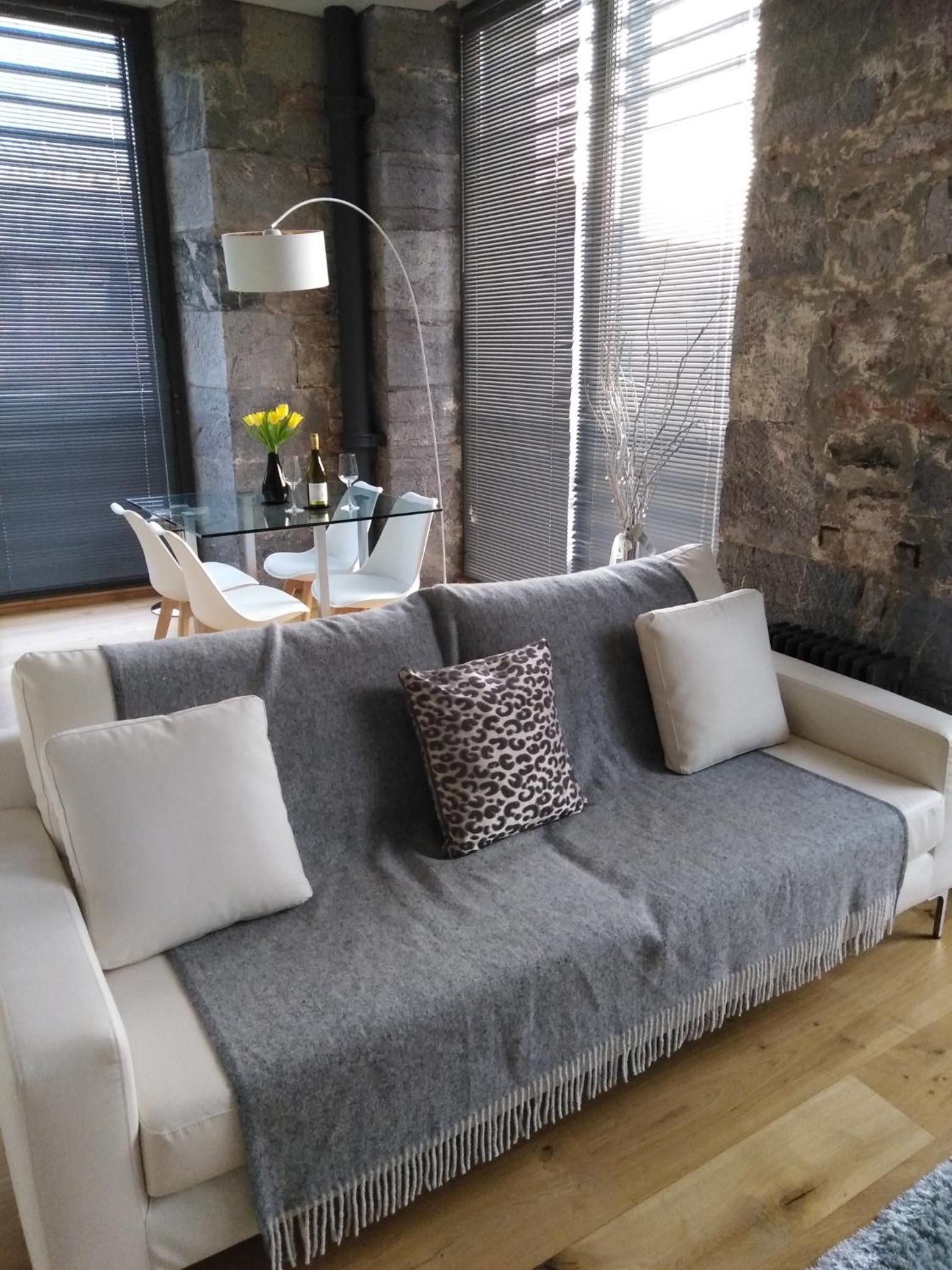 Apartment with Balcony photo 3