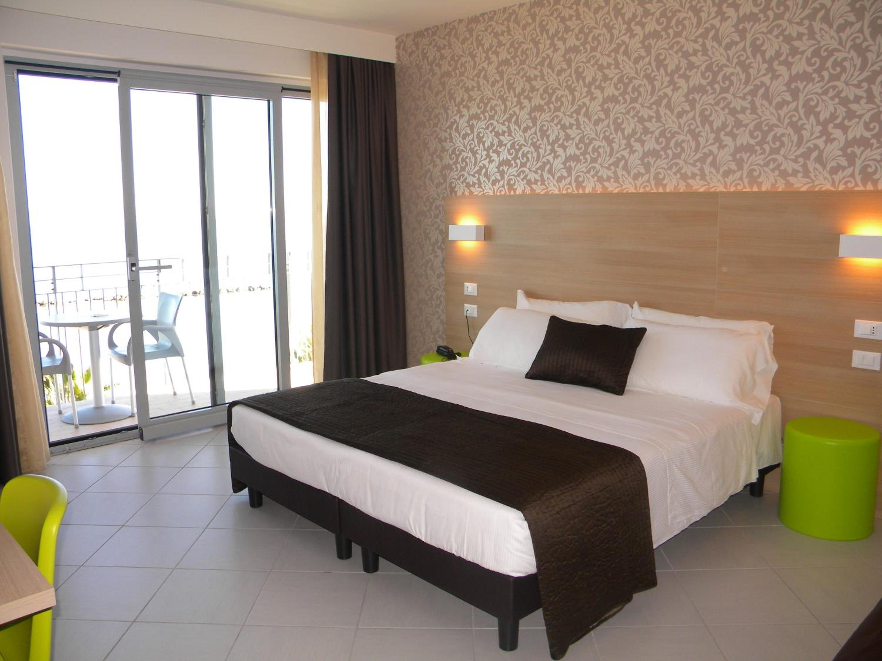 Superior Double Room with Sea View and Balcony - Annex photo 2