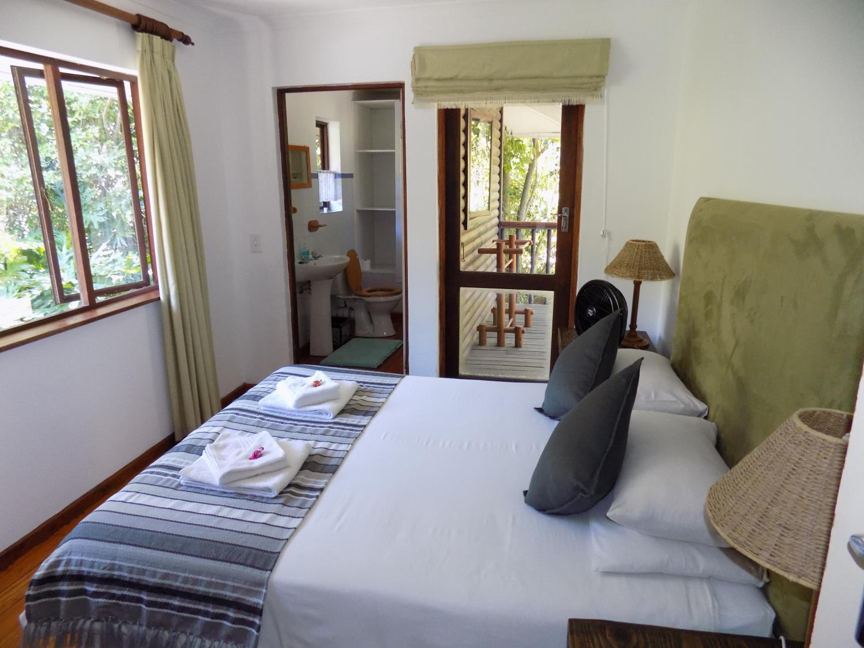 Two-Bedroom Cottage - Photo 14