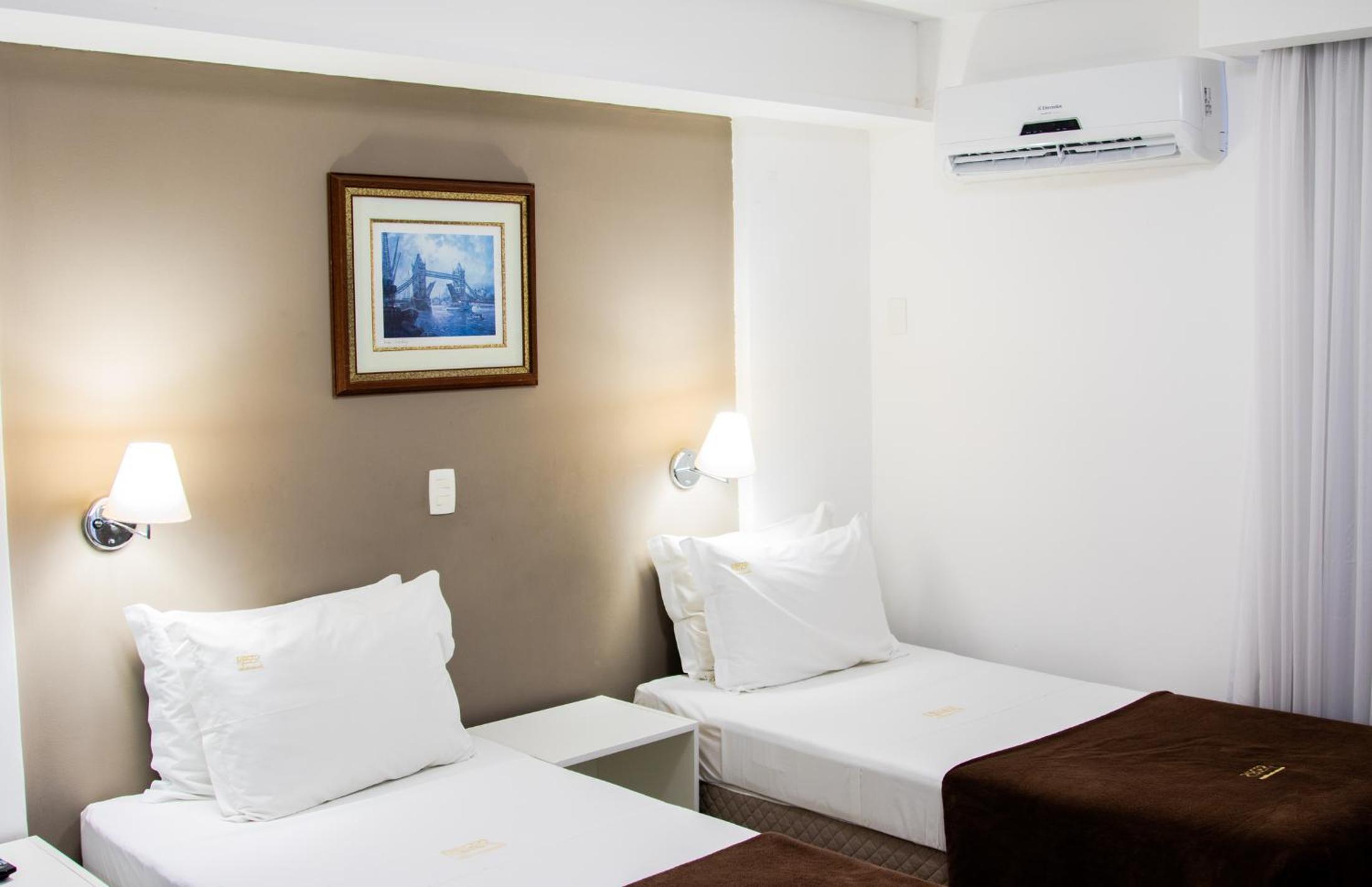 Classic Triple Room - Photo 1