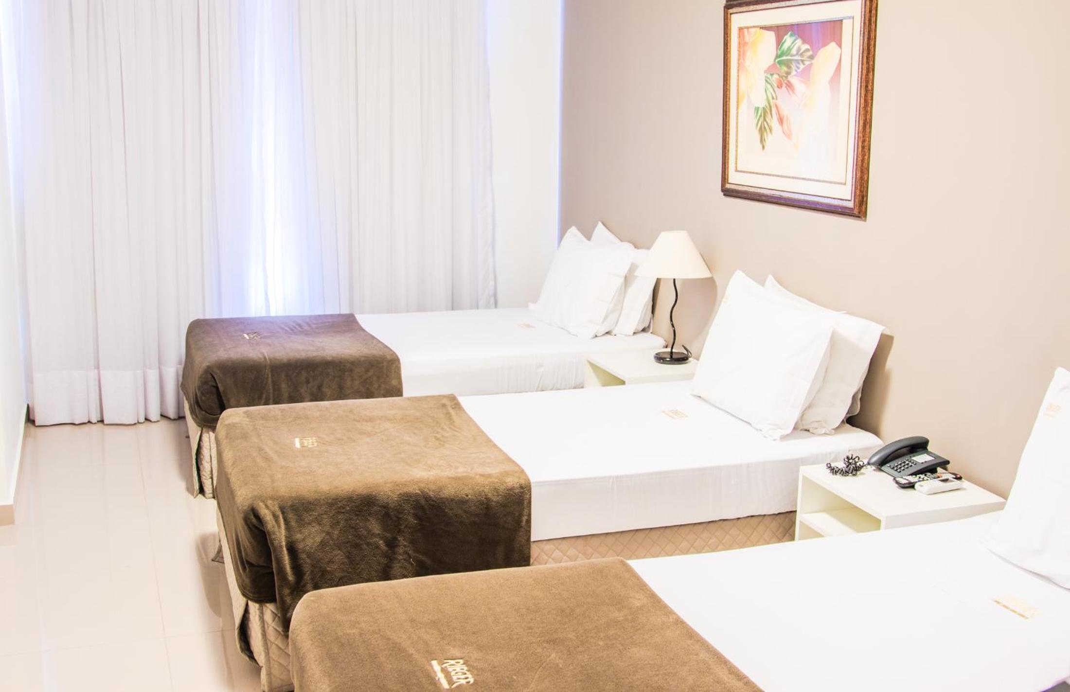 Premium Triple Room - Photo 8