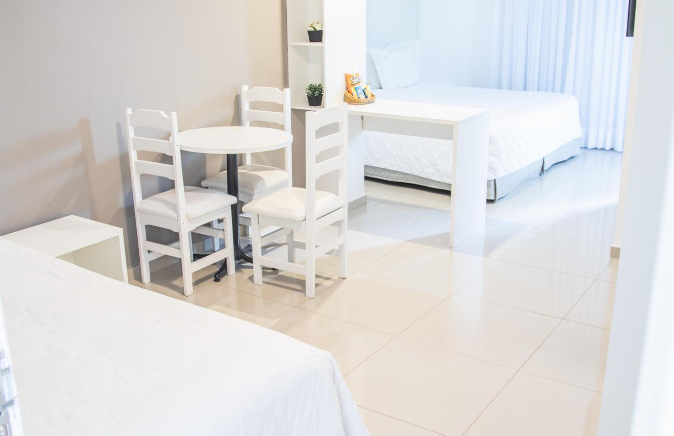 Premium Triple Room - Photo 9