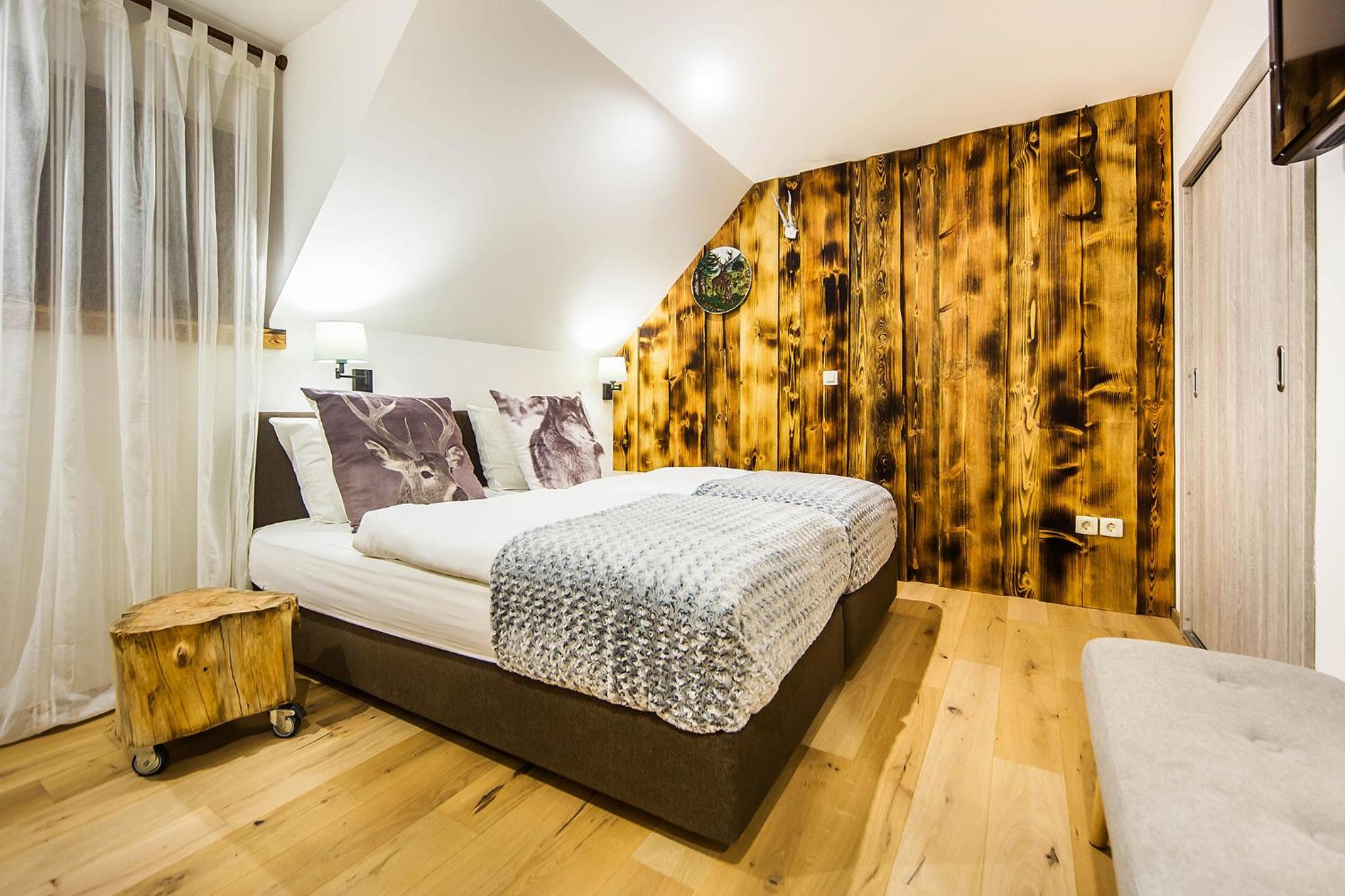 Standard Double Room - Photo 15