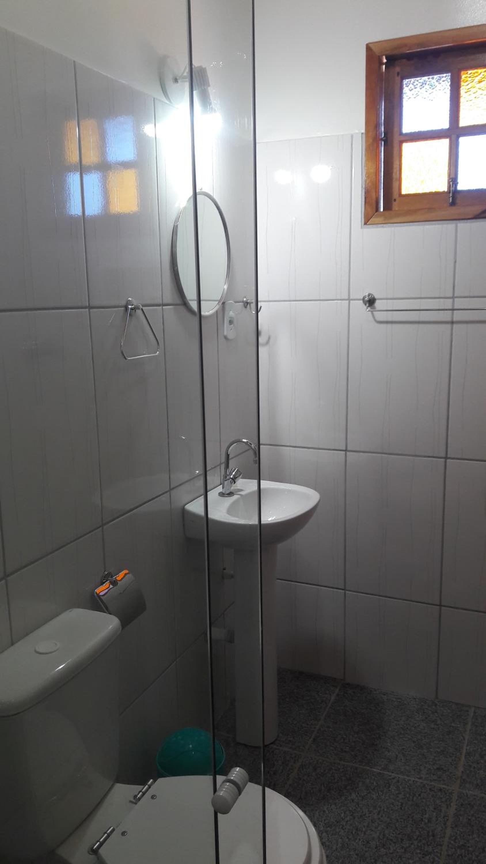 Standard Double Room - Photo 11