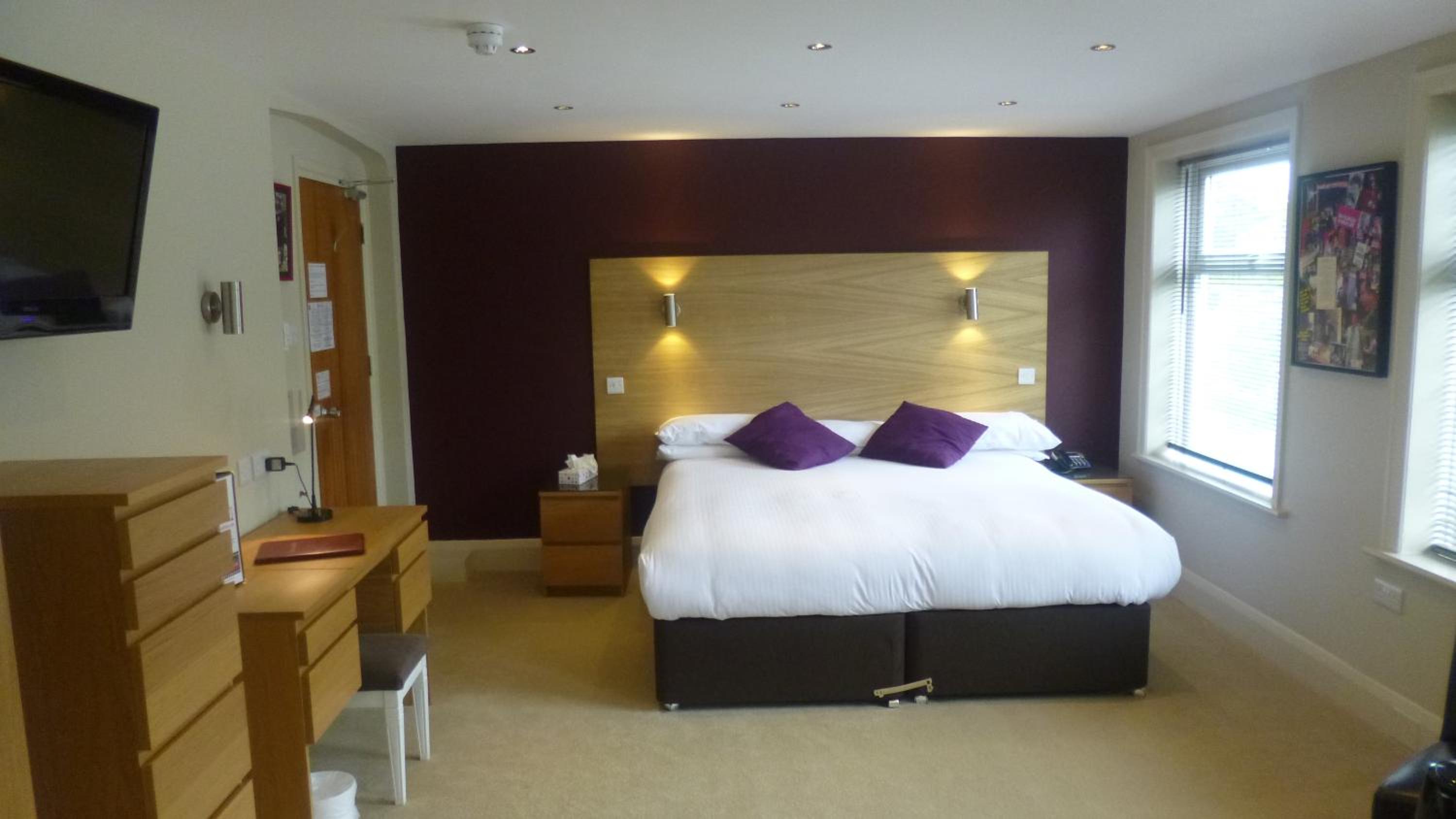 Superior Double Room - Photo 8