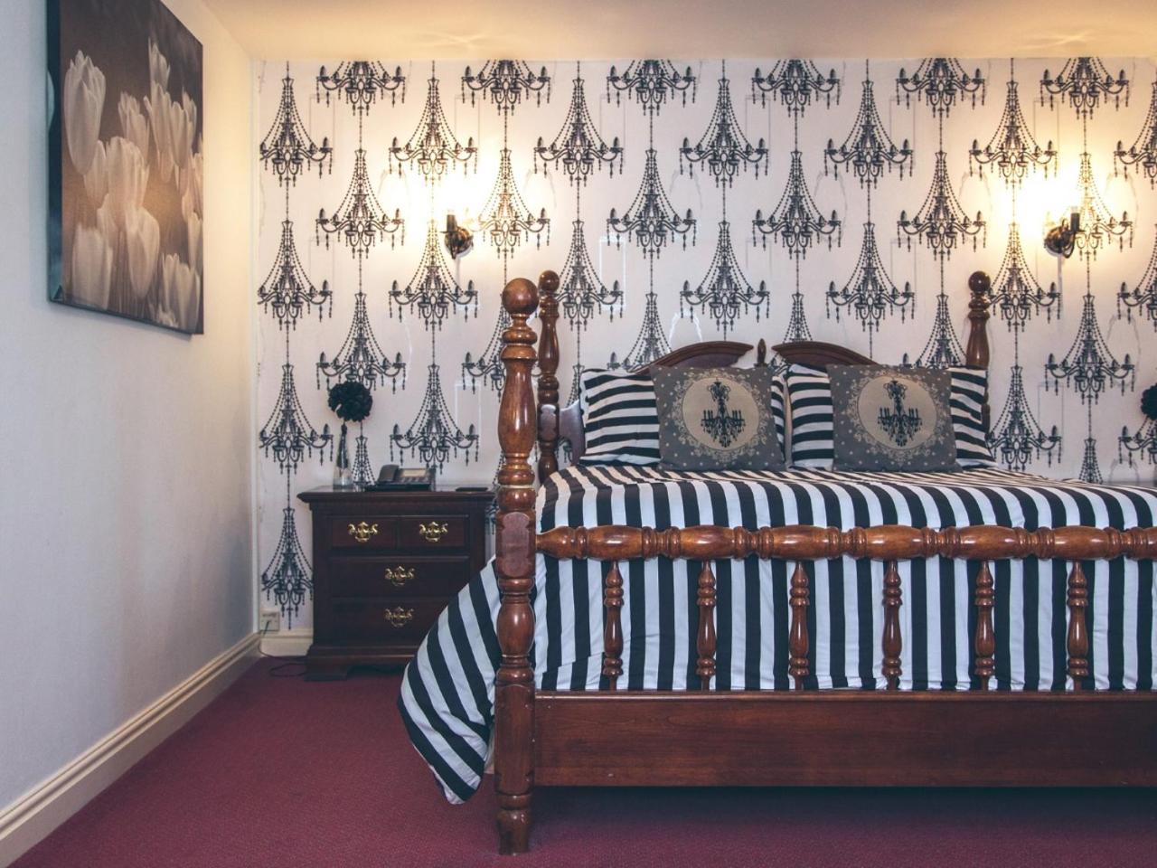Executive Double Room with Spa Bath photo 2