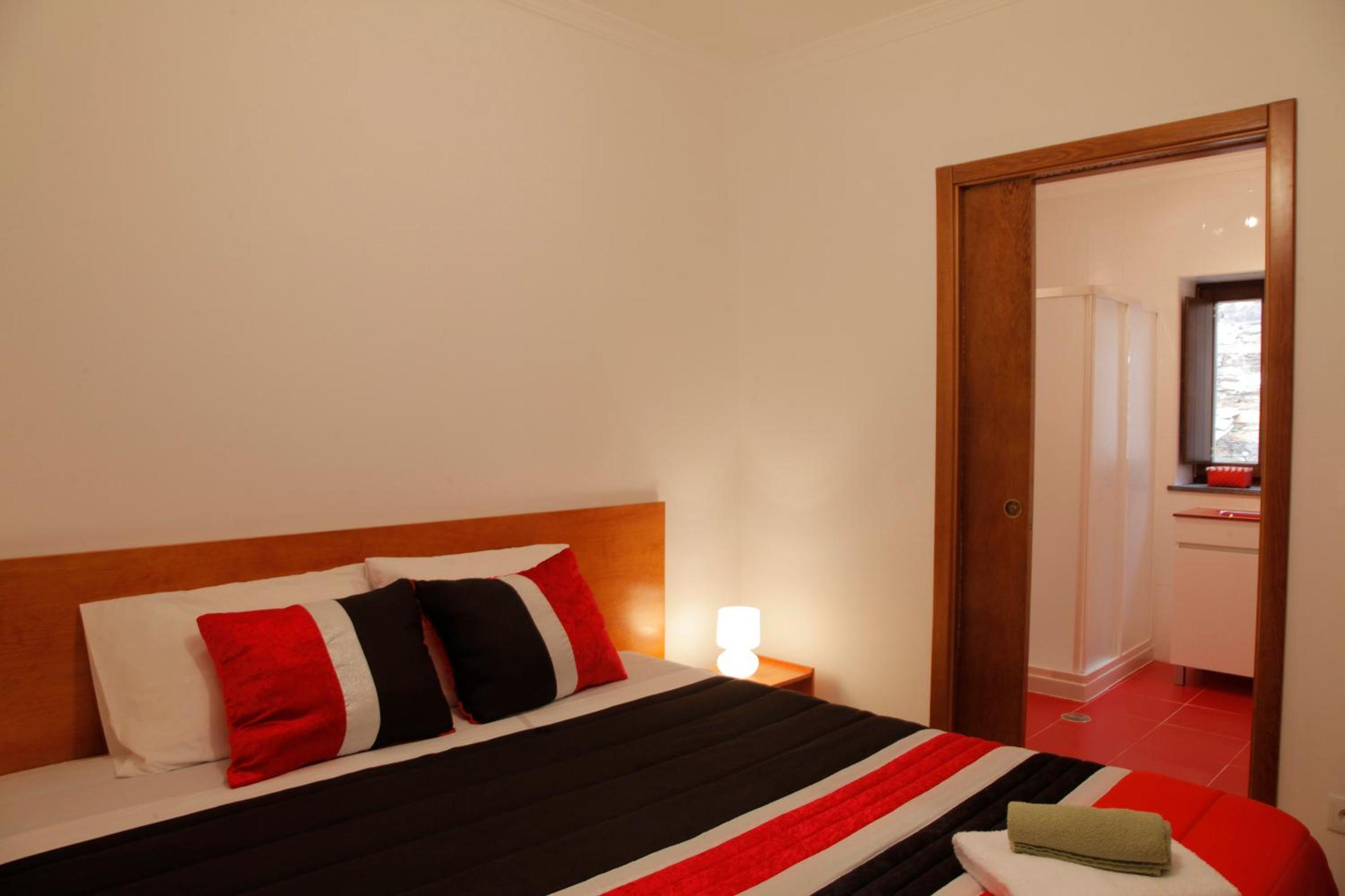 One-Bedroom House photo 1
