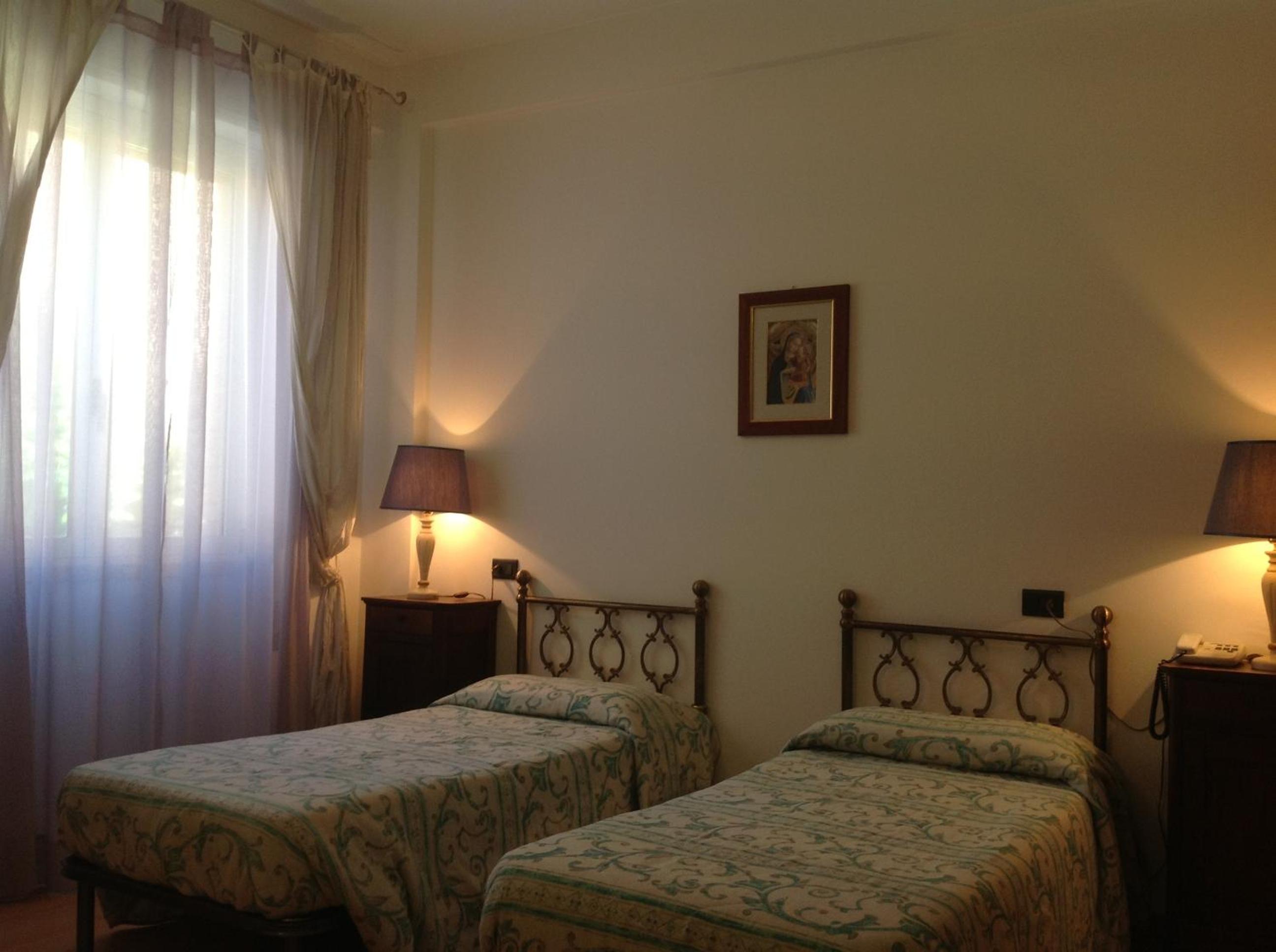 Large Twin Room