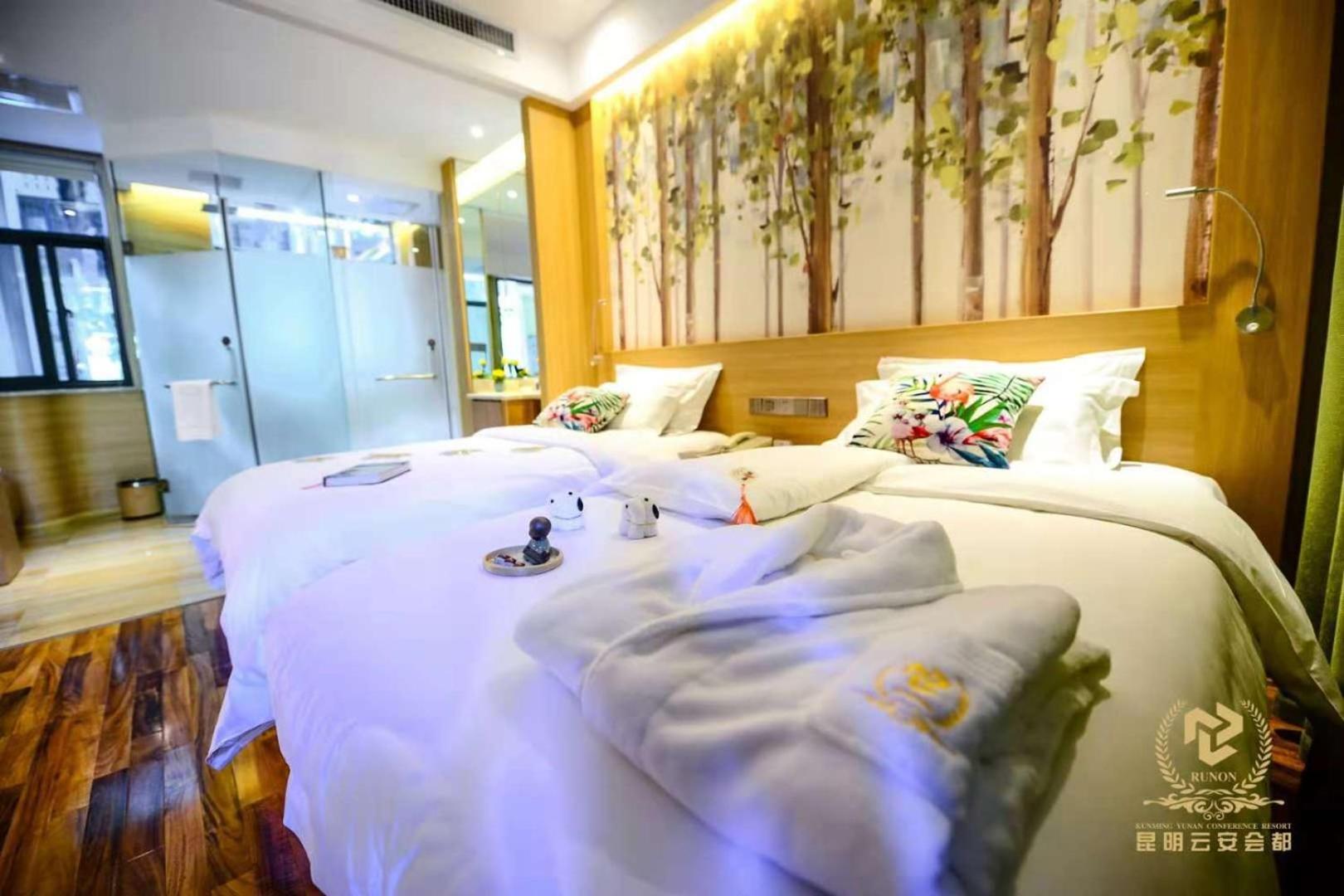 Classic Twin Room