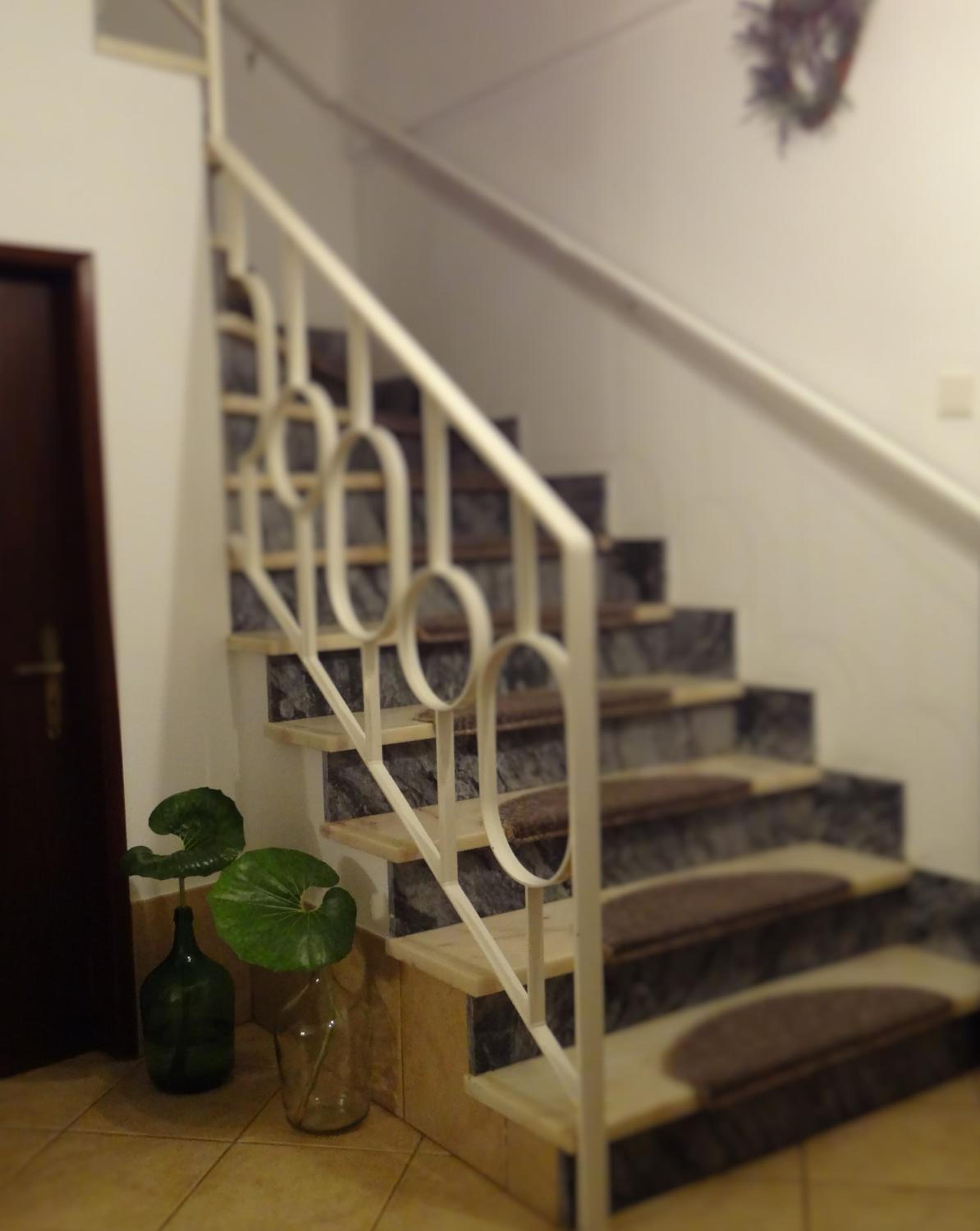 Two-Bedroom House - Photo 26