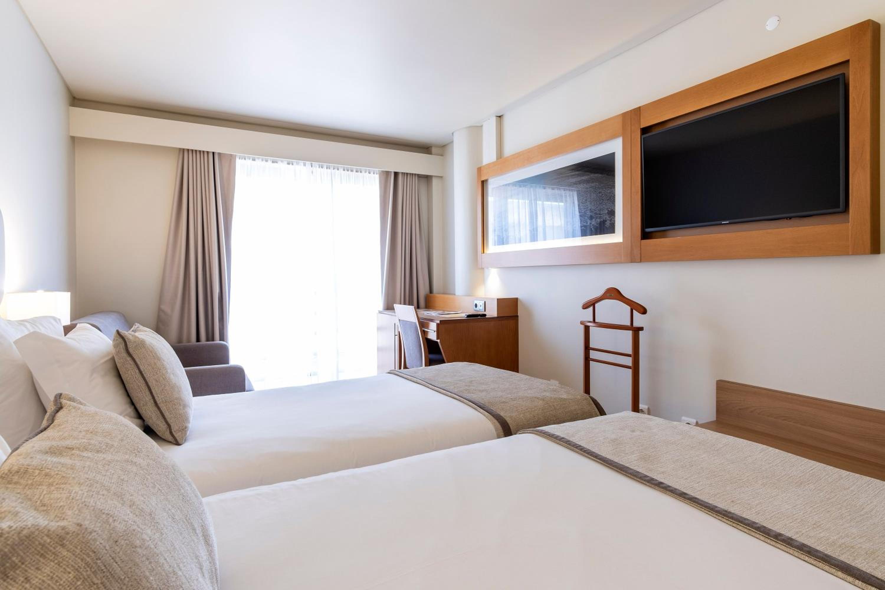Double or Twin Room photo 2