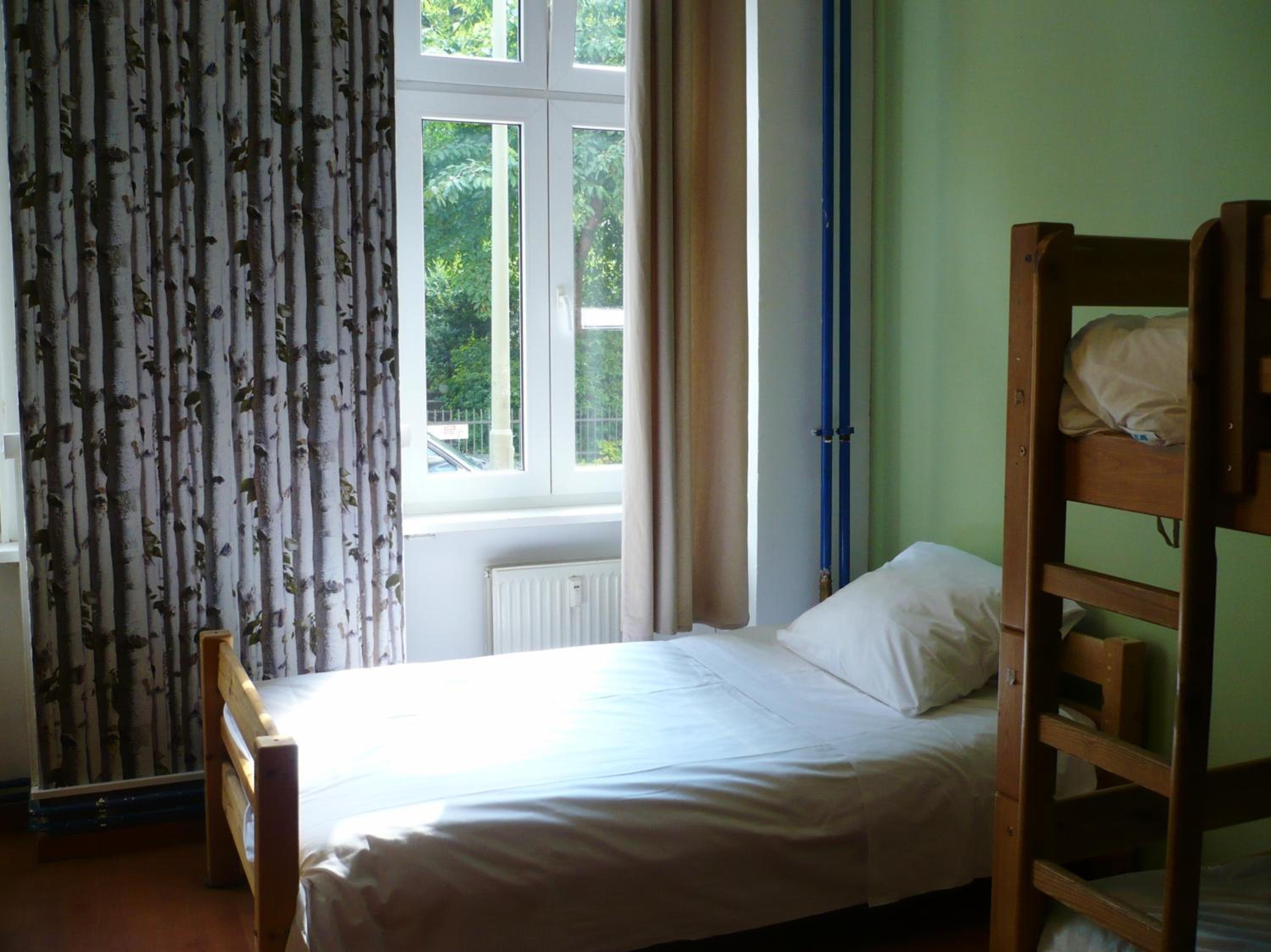 Bed In 3-Bed Dormitory Room photo 1