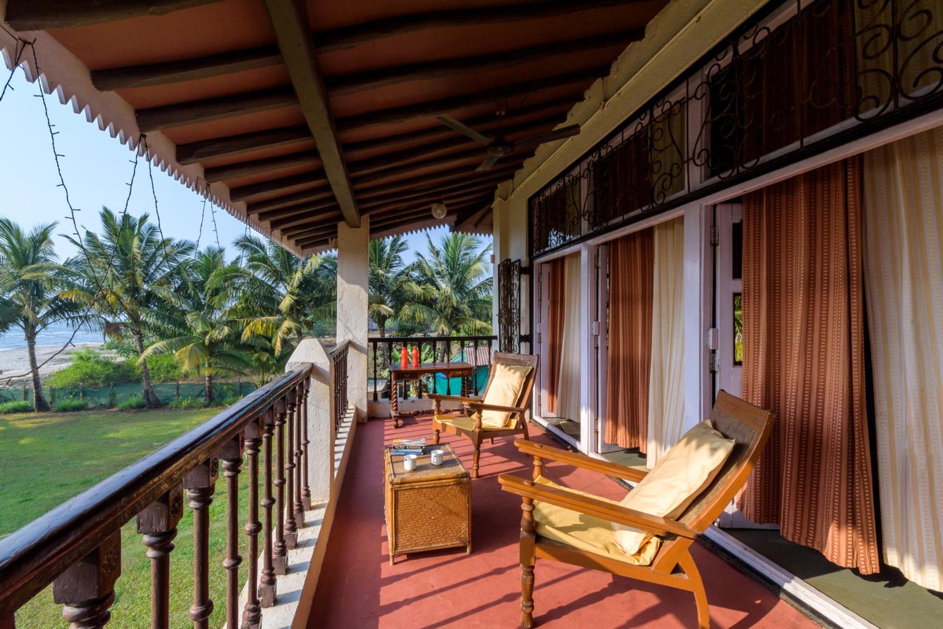 Villa with Sea View - Photo 6