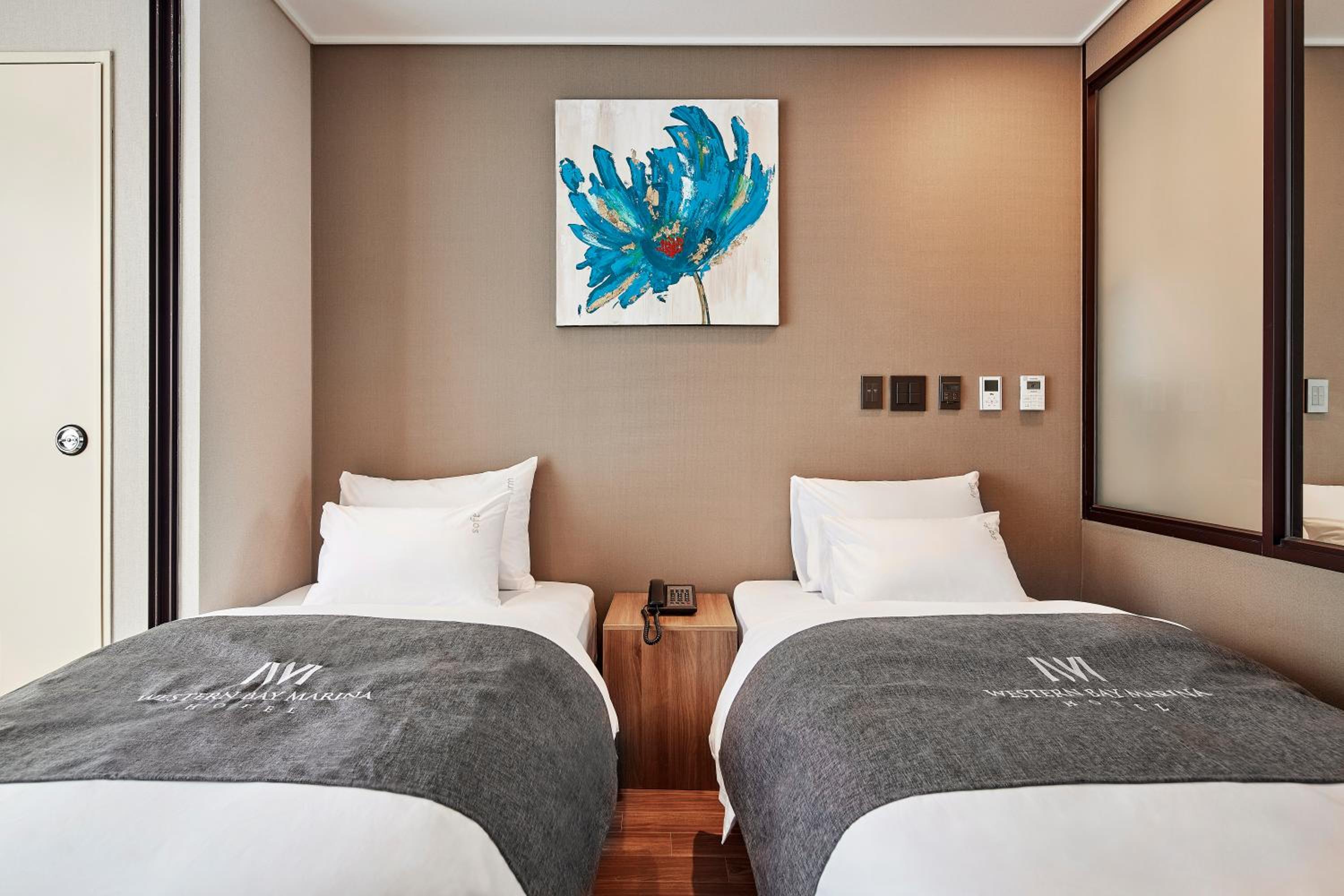 Standard Twin Room photo 1
