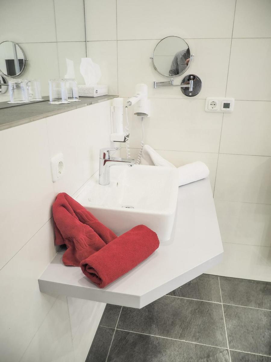 Double Room - Photo 20