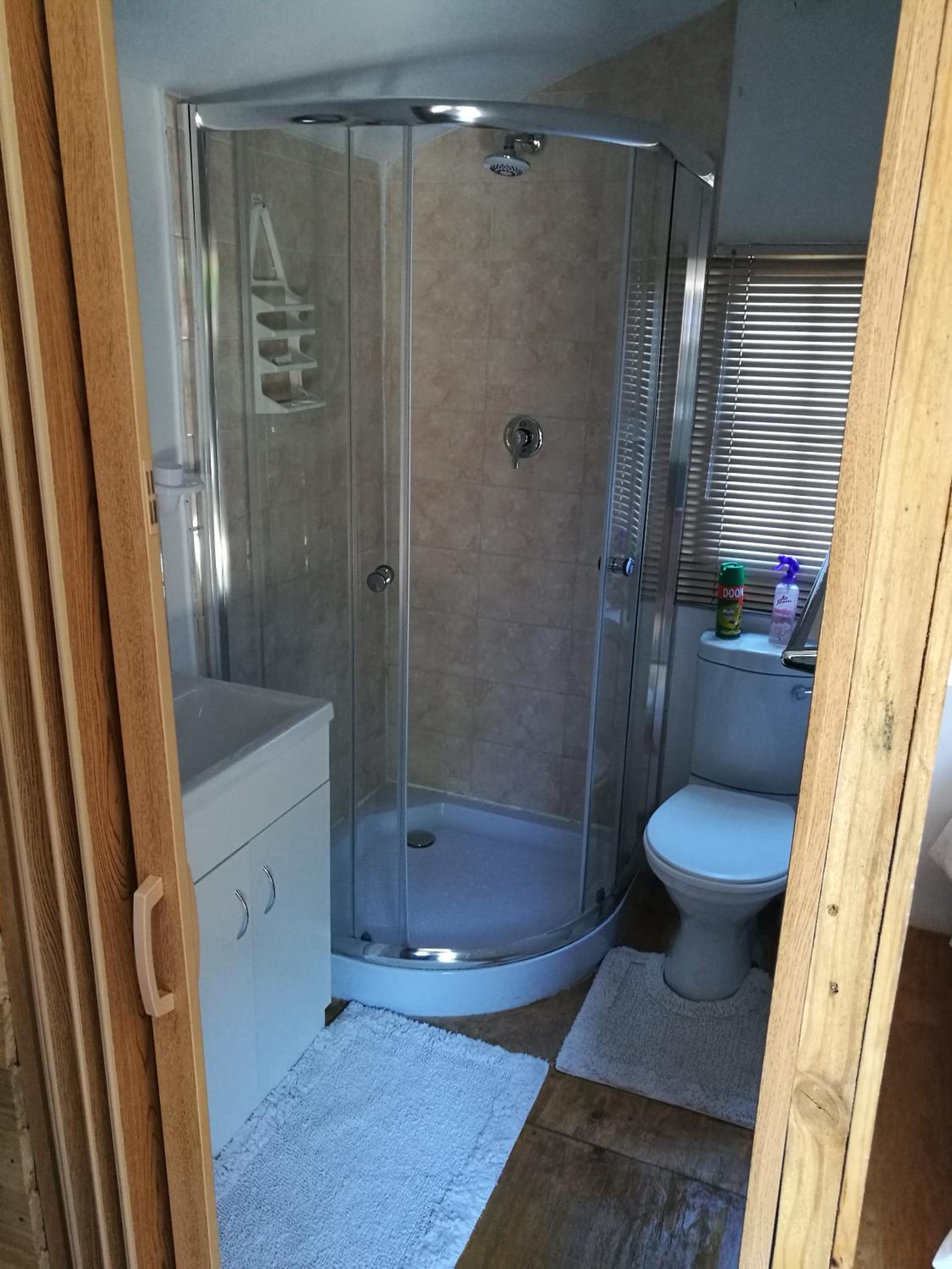 Budget Double Room photo 2