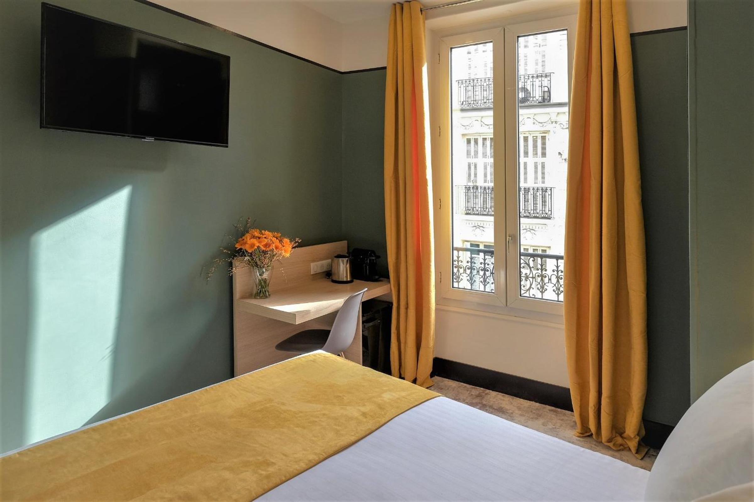 Small Standard Double Room - Photo 11
