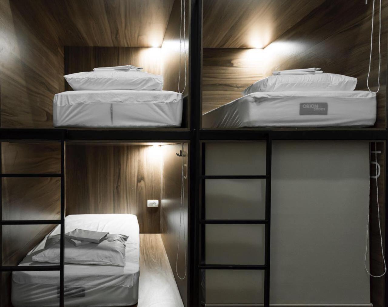Bed in 4-Bed Female Dormitory Room photo 3