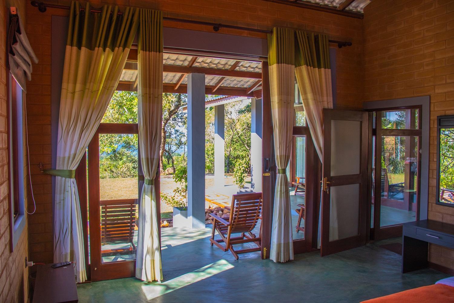 Family Room with Mountain View photo 1
