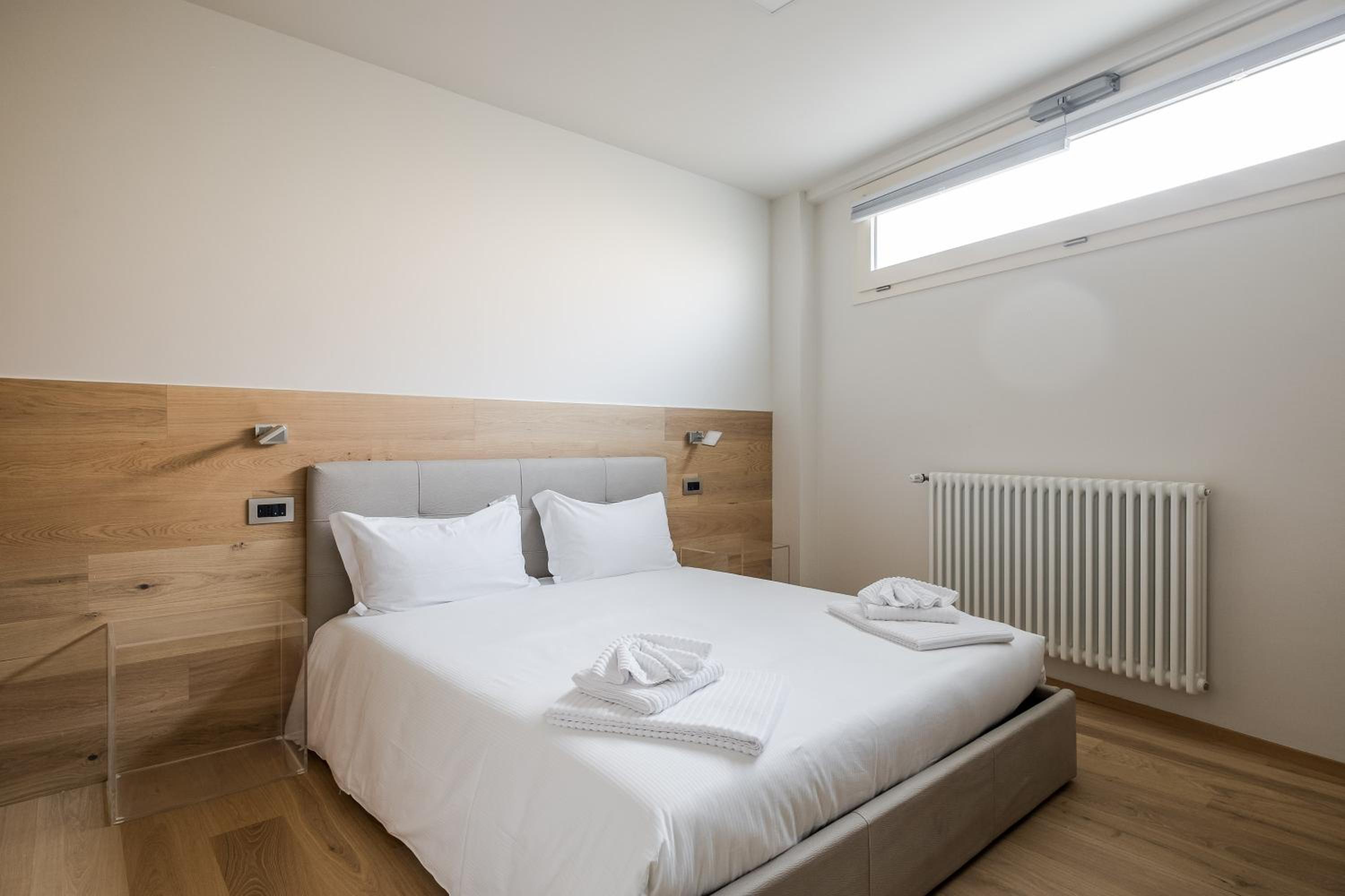 One-Bedroom Apartment - Photo 21
