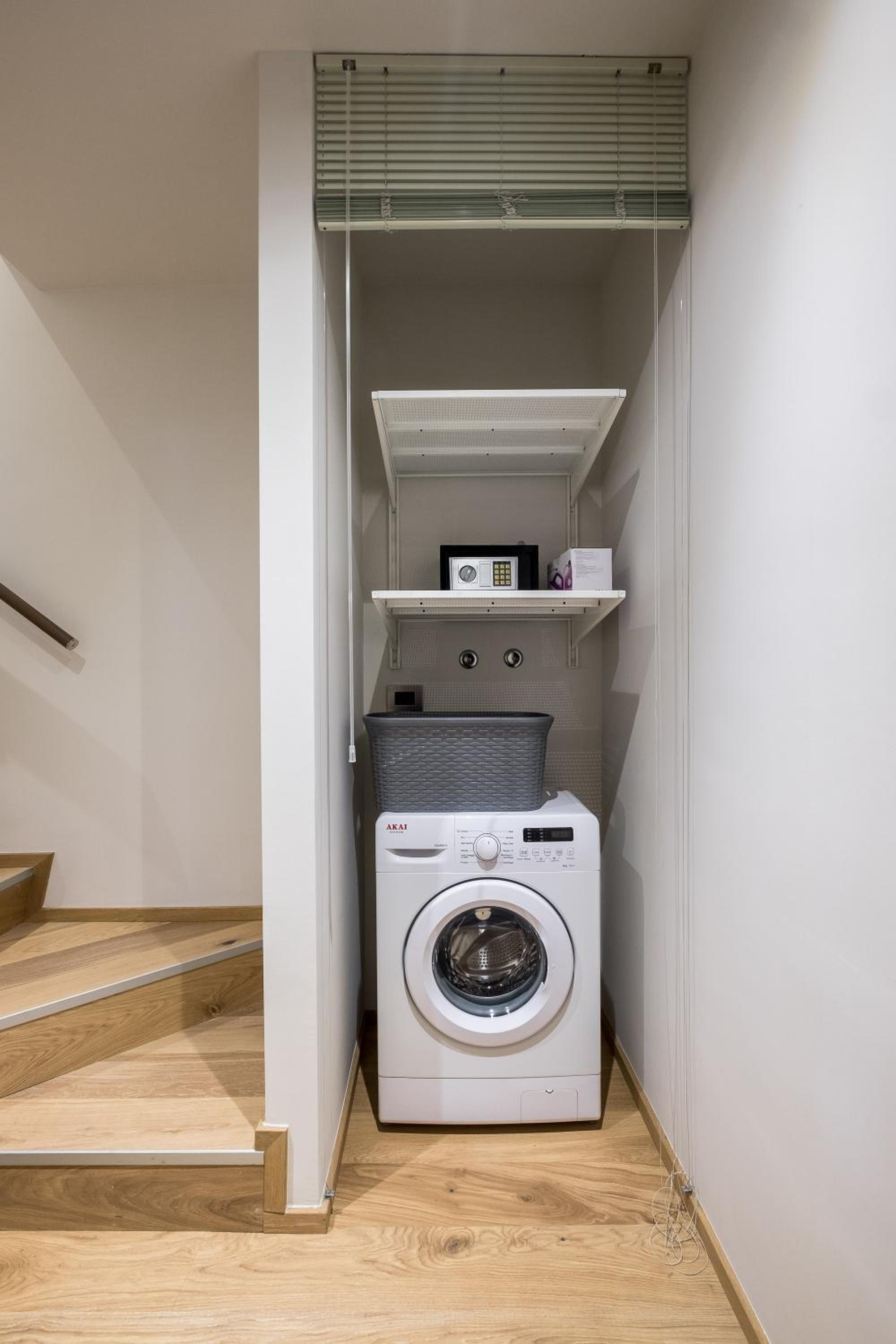 One-Bedroom Apartment - Photo 19