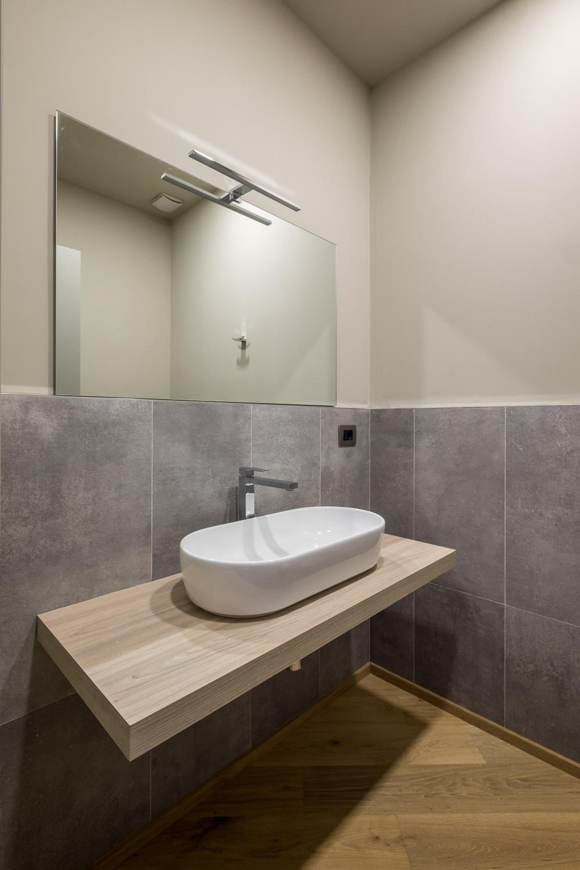 One-Bedroom Apartment - Photo 15