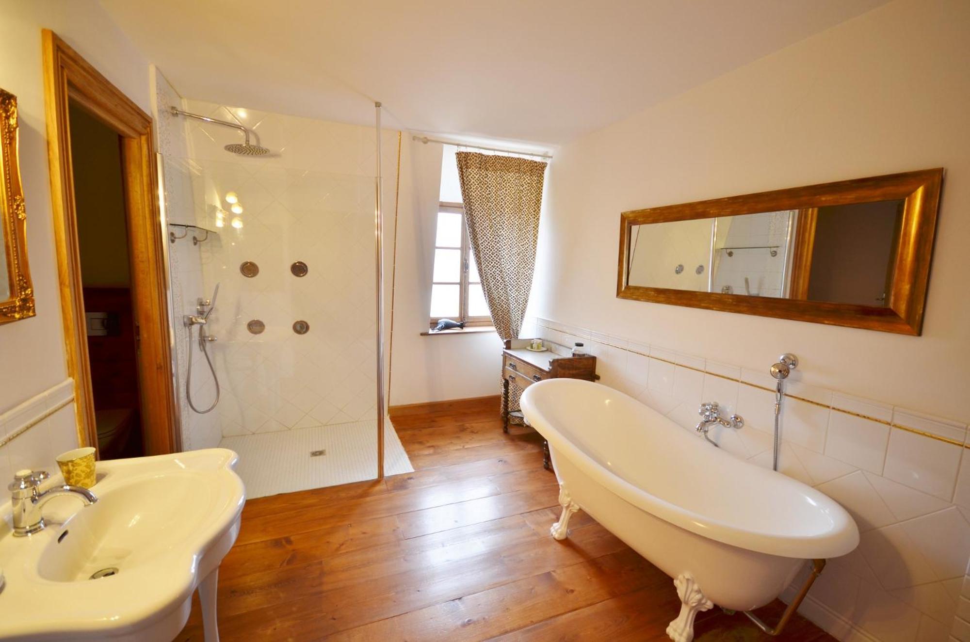 Victorine Suite  photo 2