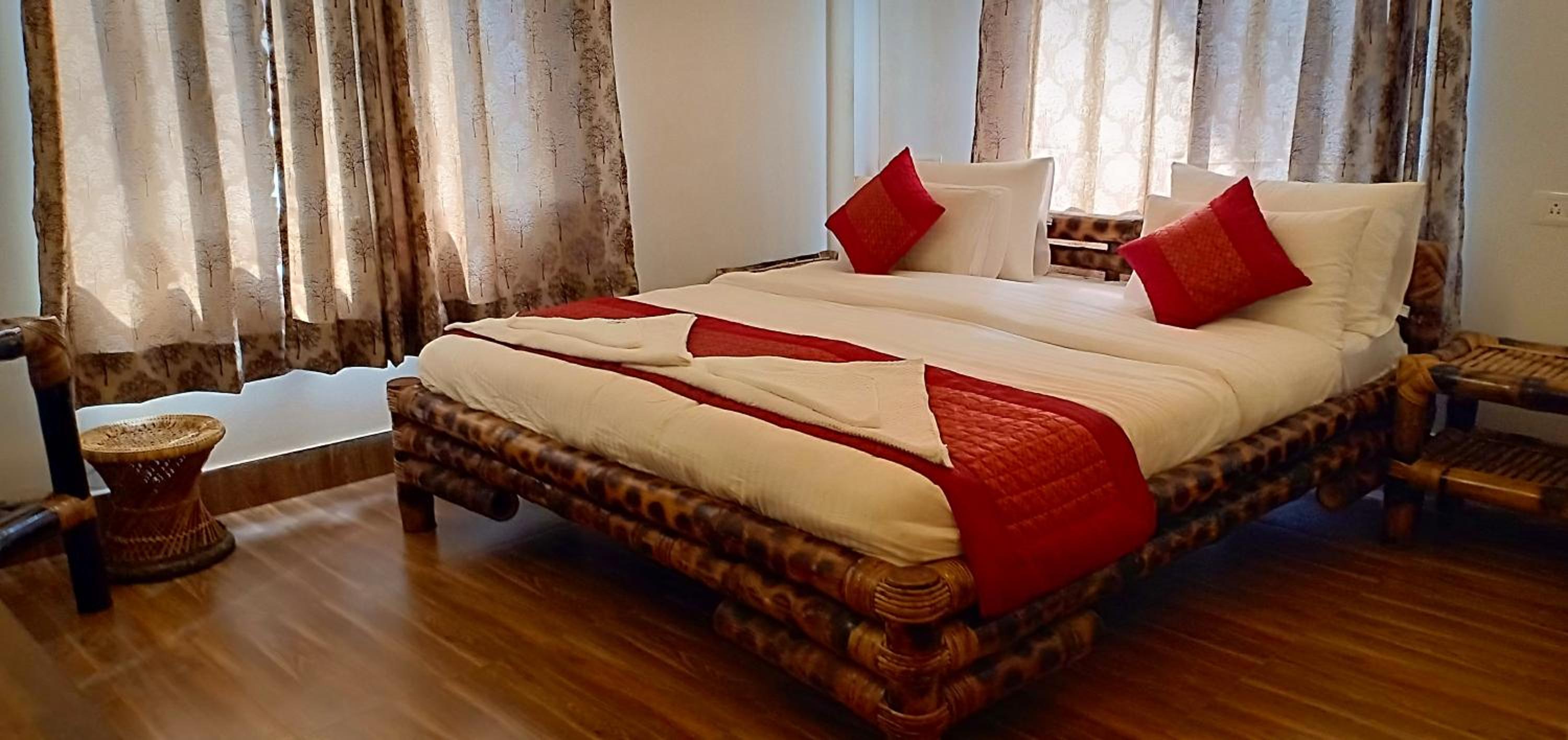 Deluxe Double Room With Balcony photo 2