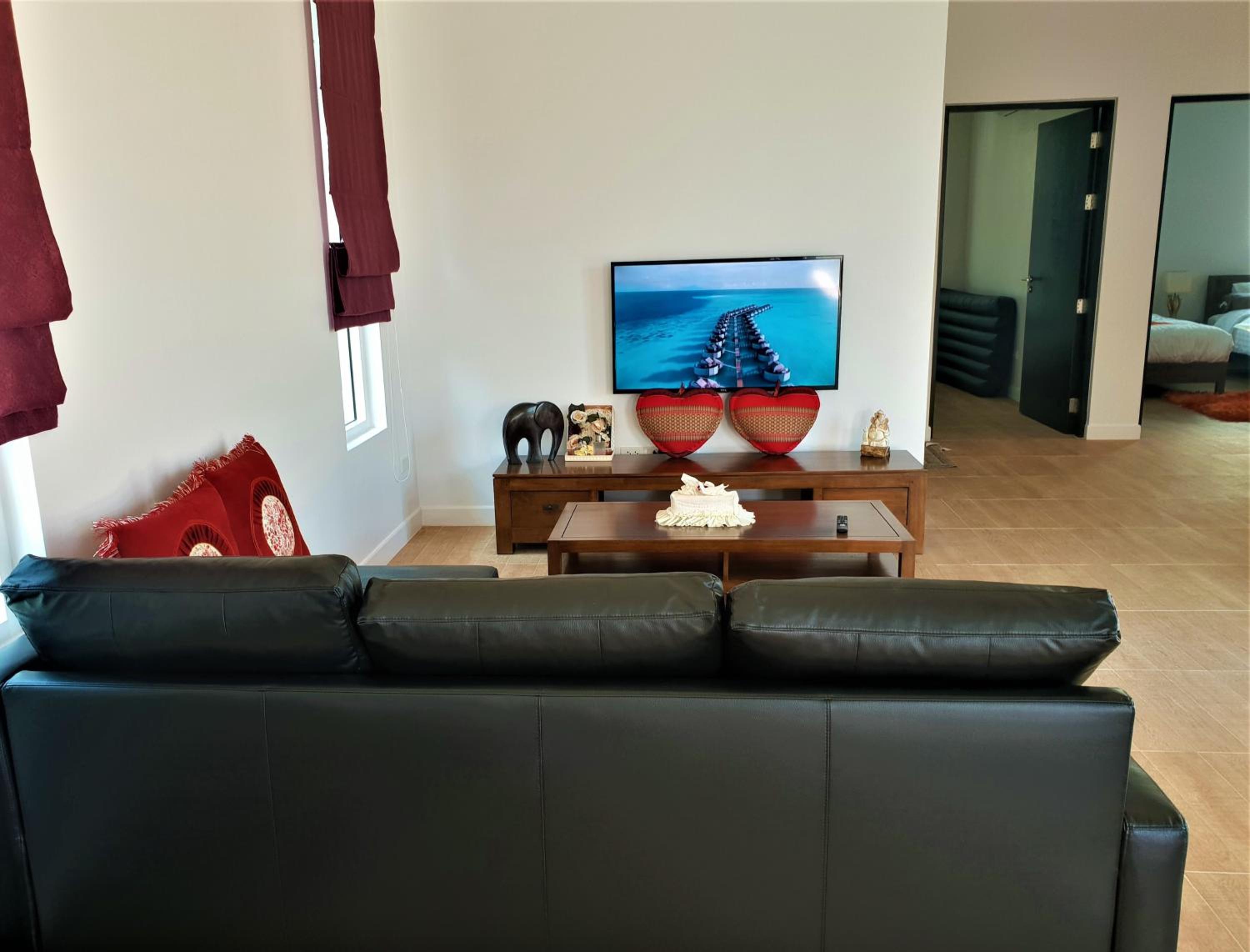 Three-Bedroom Villa photo 1