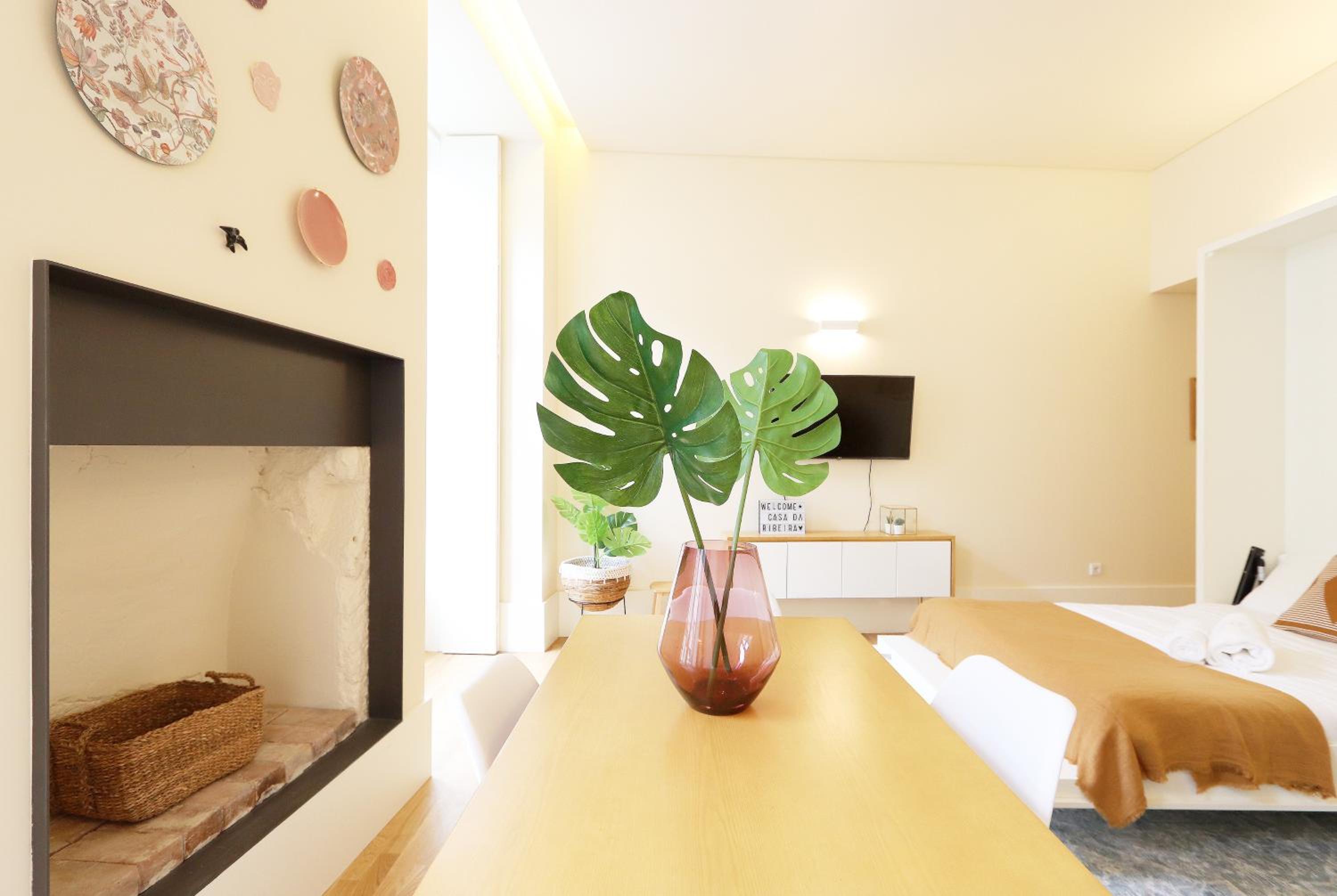 One-Bedroom Apartment - Photo 21