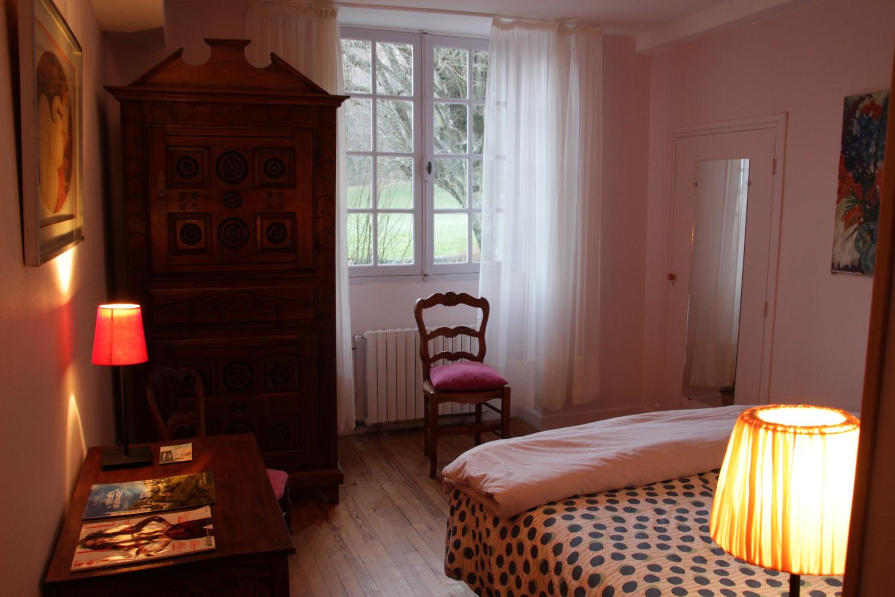 Queen Suite photo 3