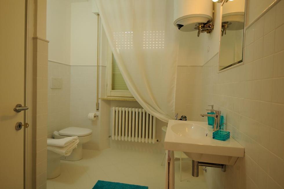 Triple Room with Private Bathroom photo 3