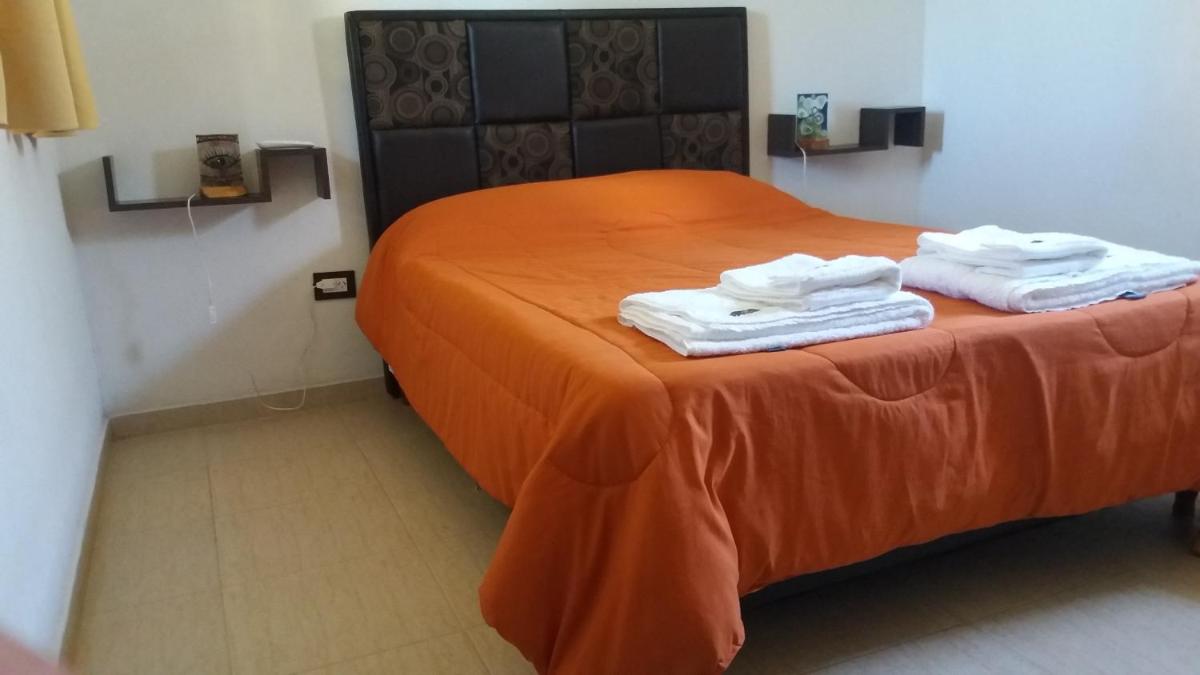 Double Room with Private Bathroom photo 1