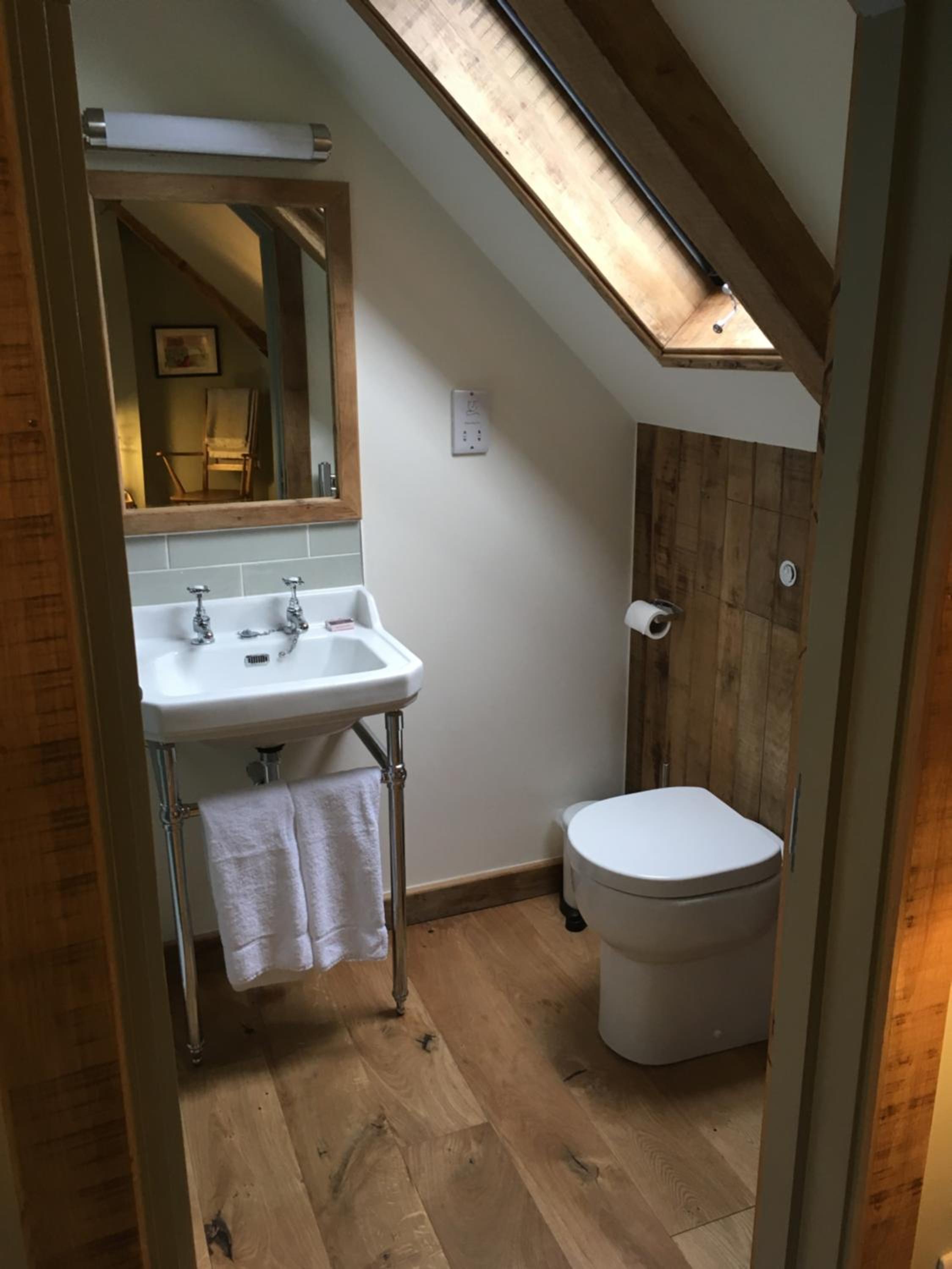 Double or Twin Room photo 3
