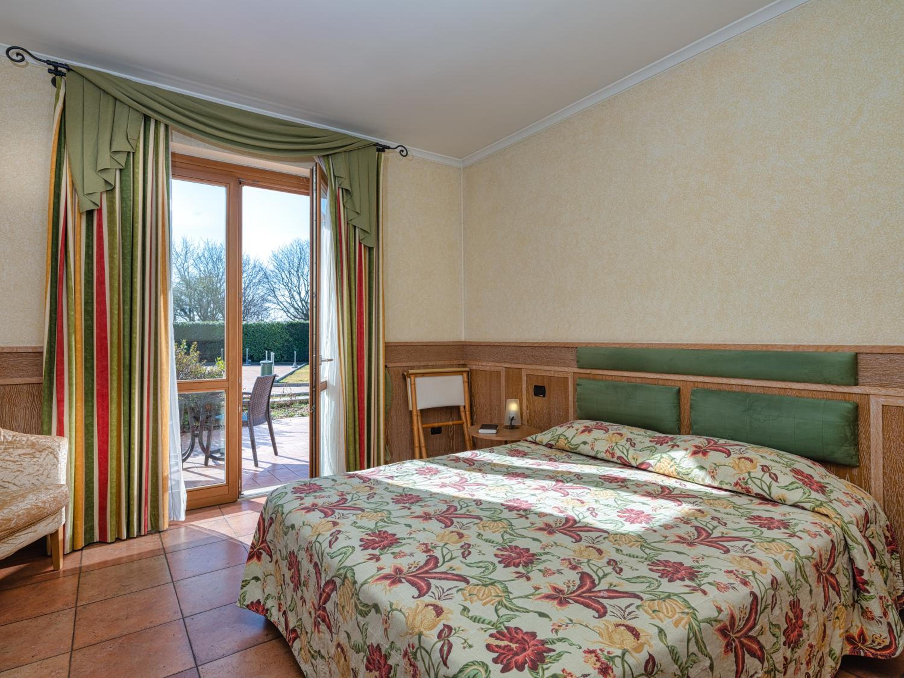 Classic Double Room - Photo 2