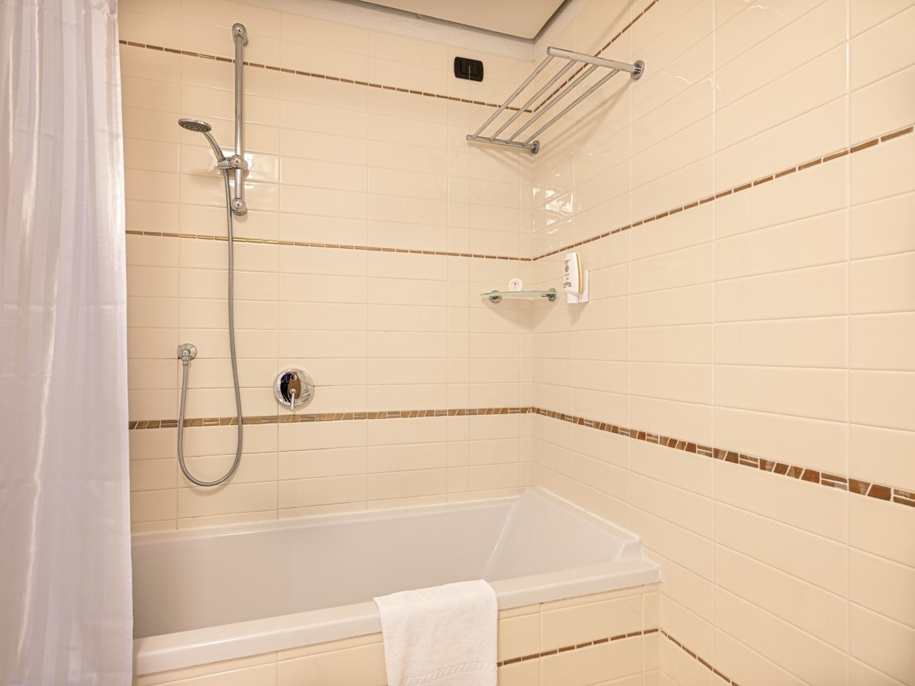 Junior Suite - Photo 9