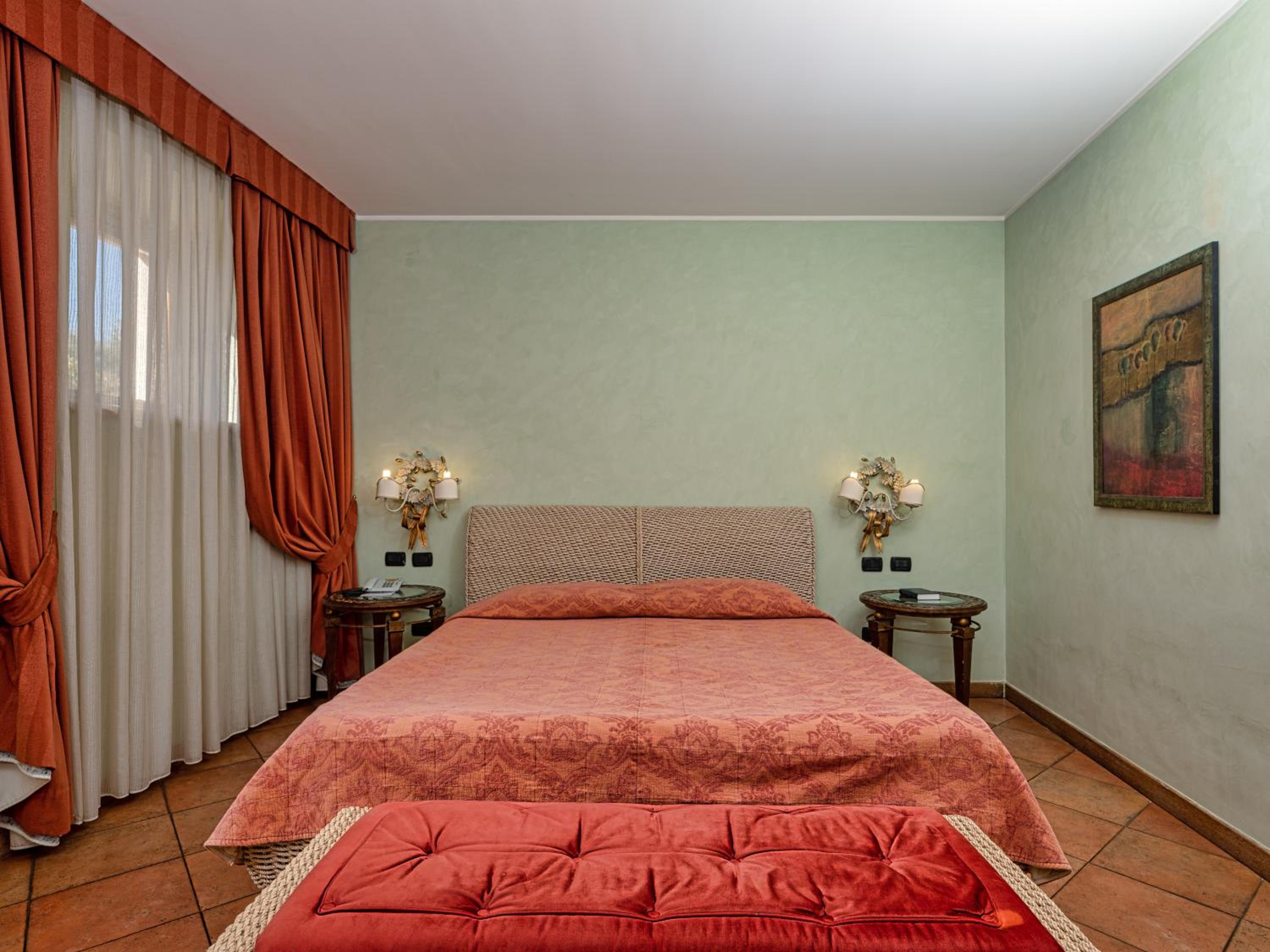 Junior Suite - Photo 12