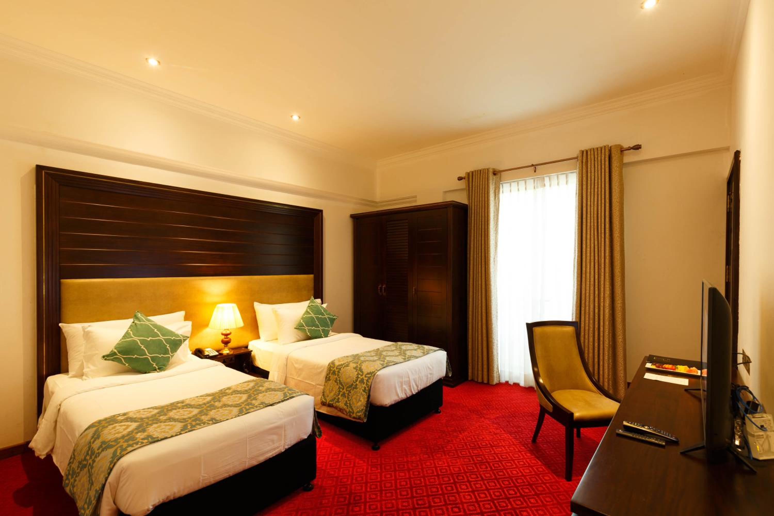 Deluxe Twin Room with Early check-in and Late Check-out (on Availability)