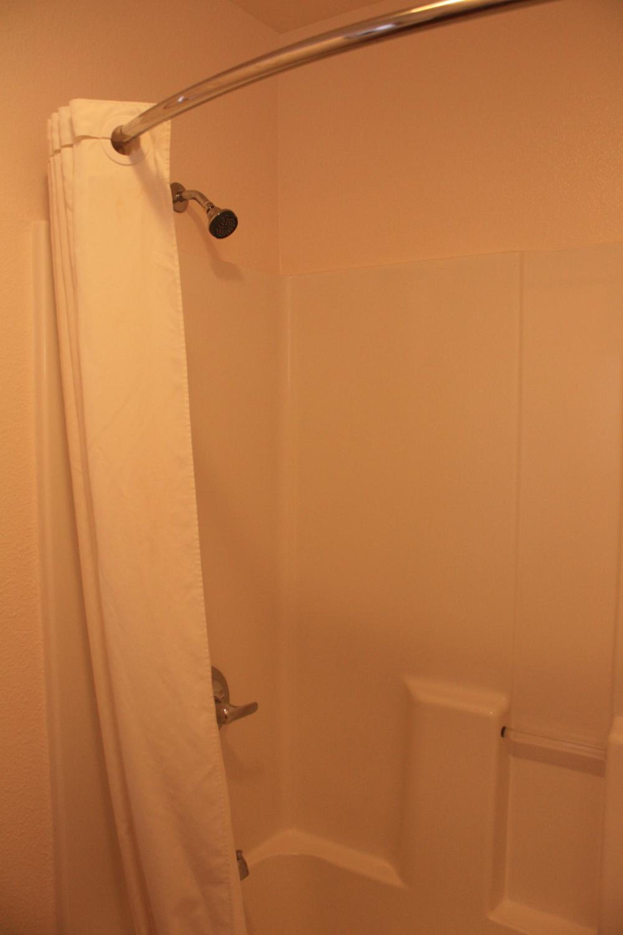 Queen Room photo 3