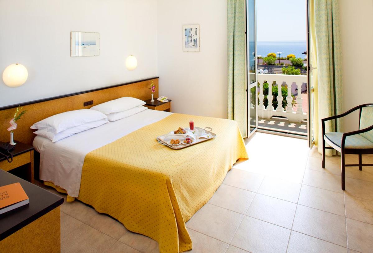 Double Room with Sea View