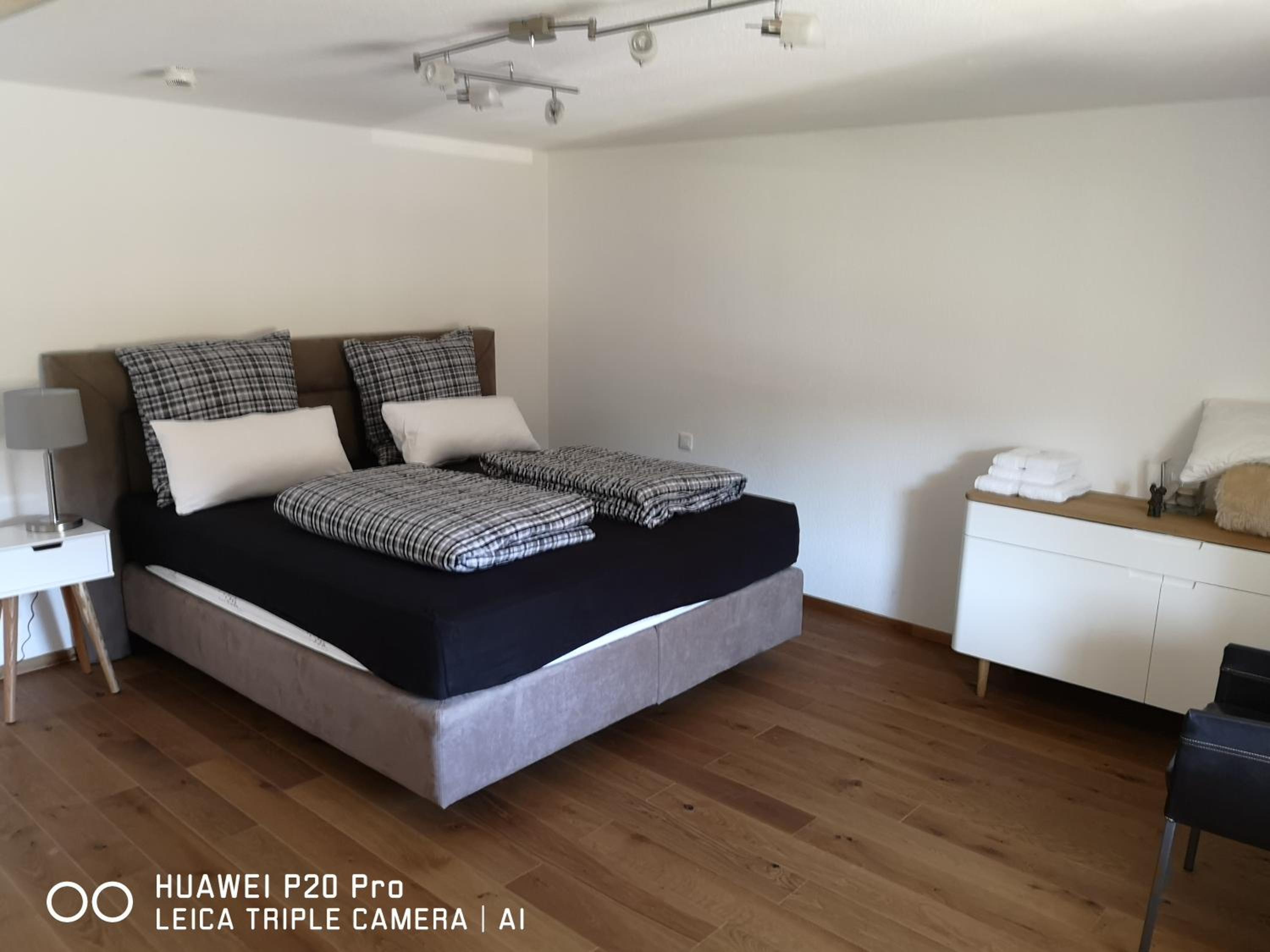 Two-Bedroom Apartment - Photo 8