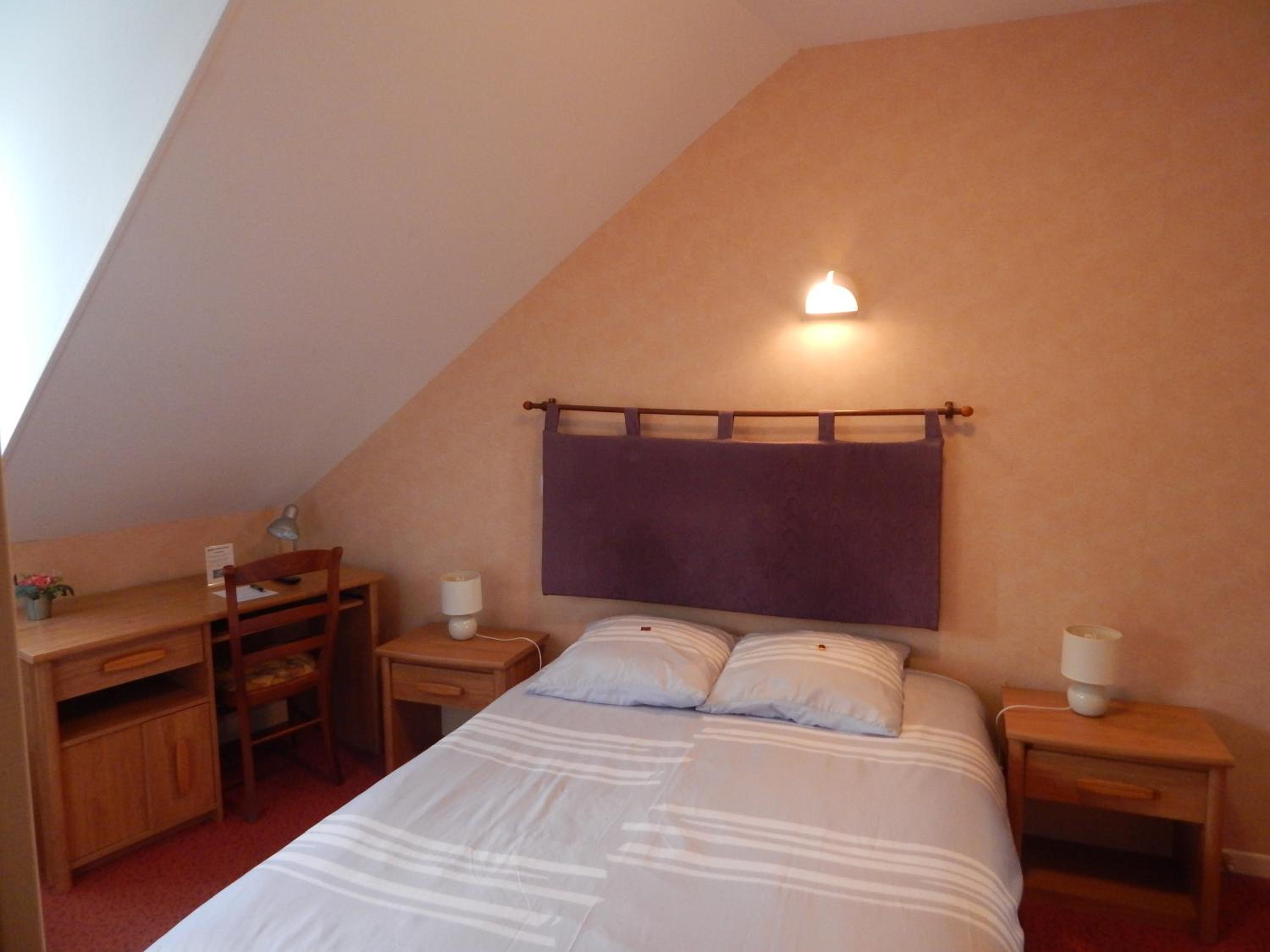 Double Room - Photo 4