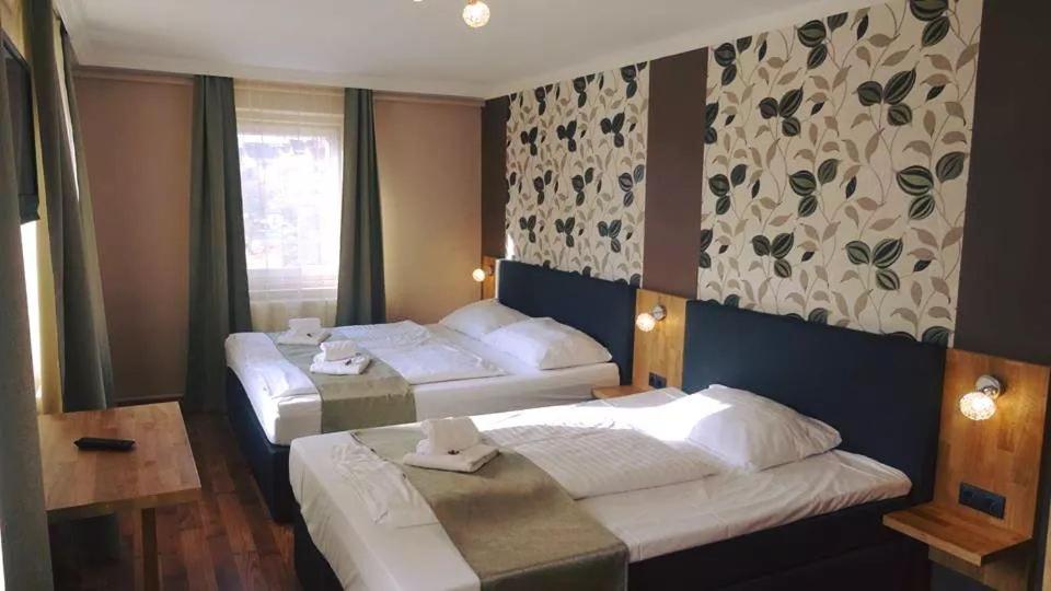 Triple Room - Photo 7