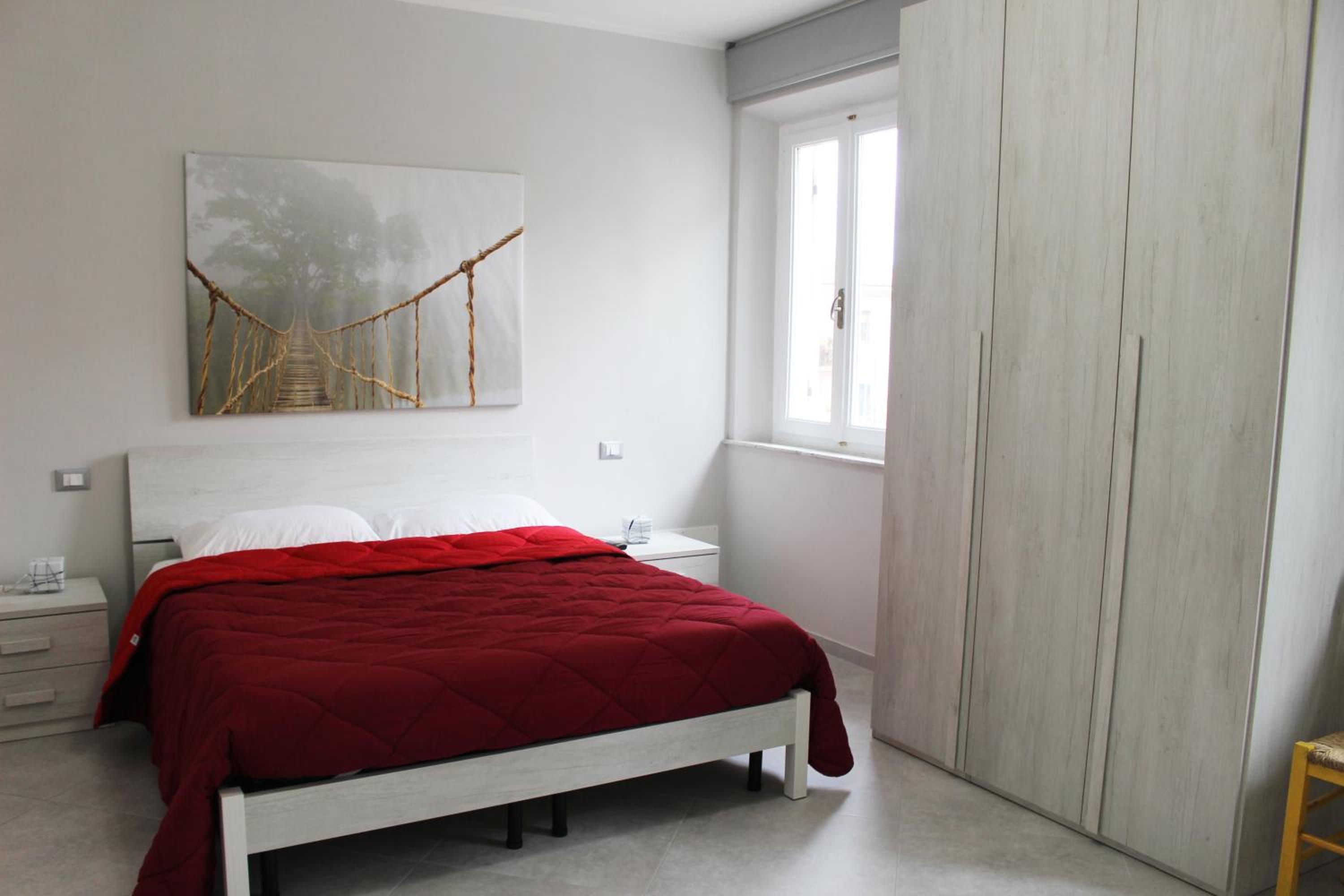 One-Bedroom House - Photo 5