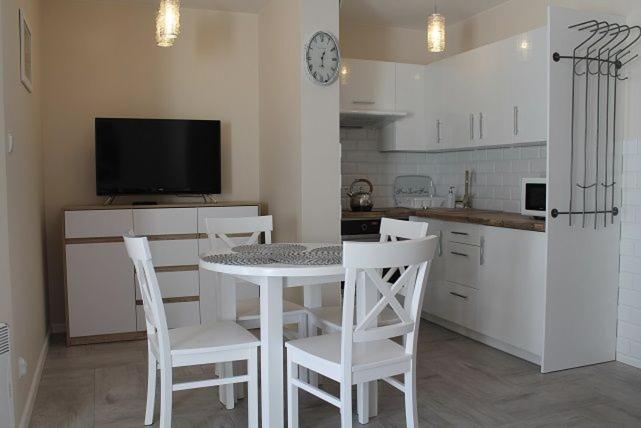 Apartment photo 2