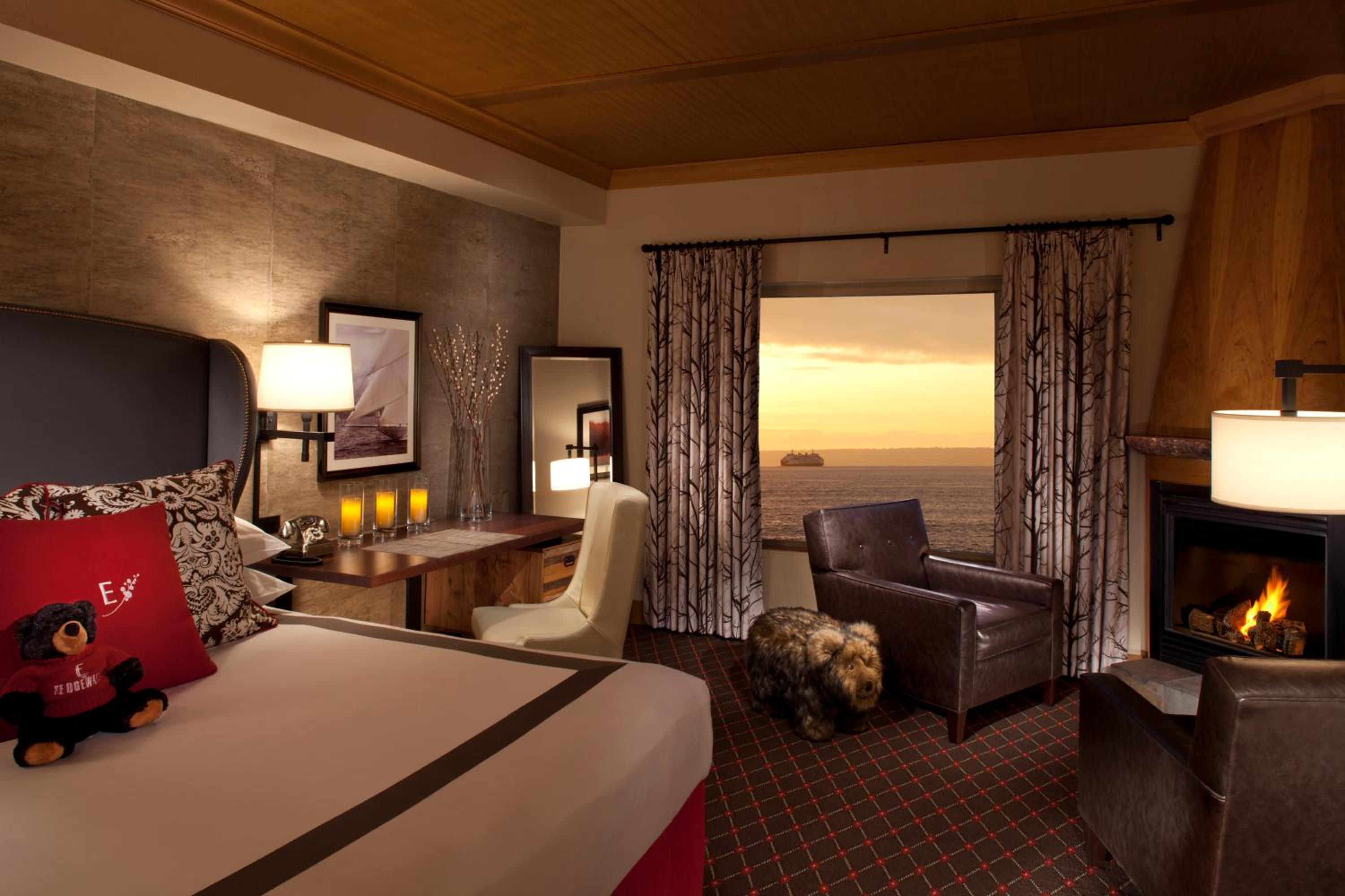 Deluxe Double Room with Sea View